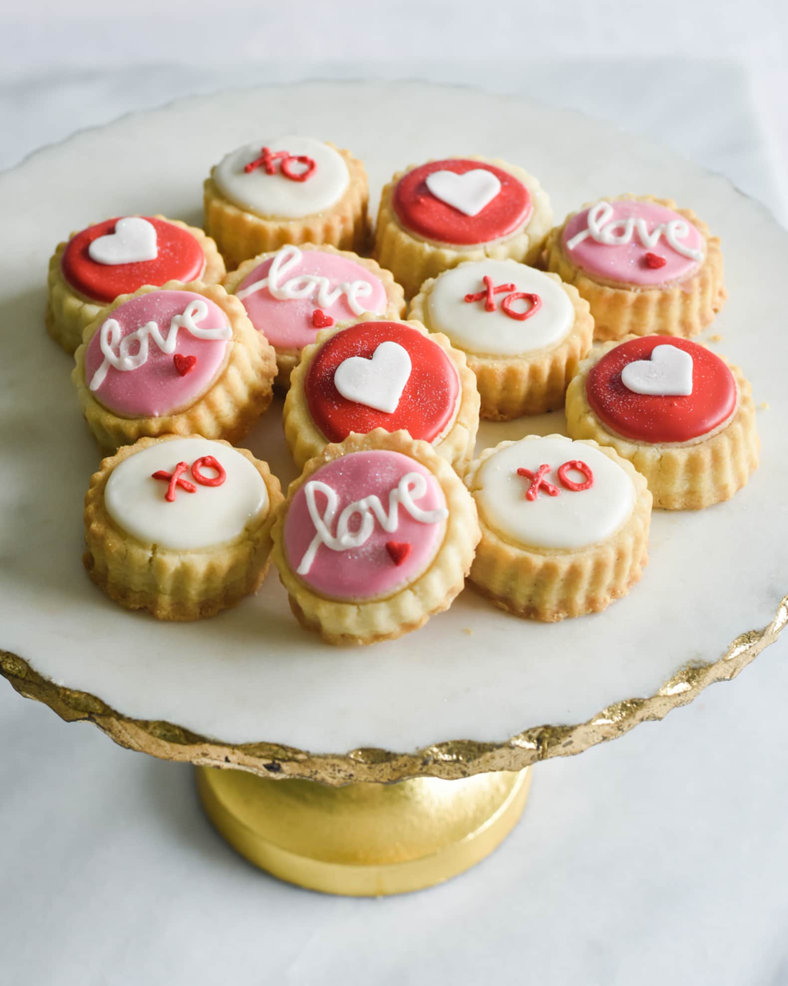 loveXOheart Shortbread Tin 0