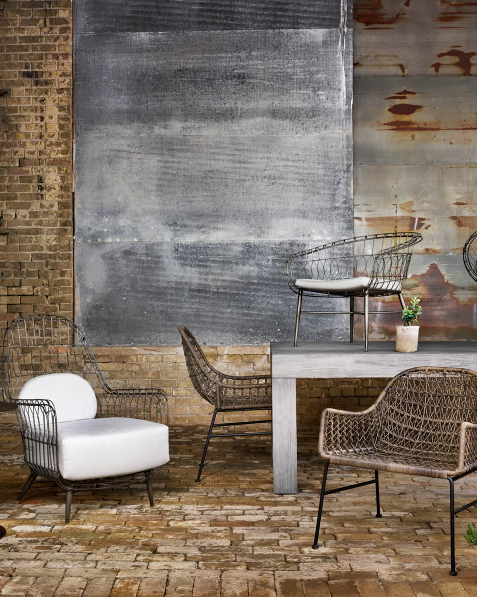 Santana Indoor/Outdoor Chair 0