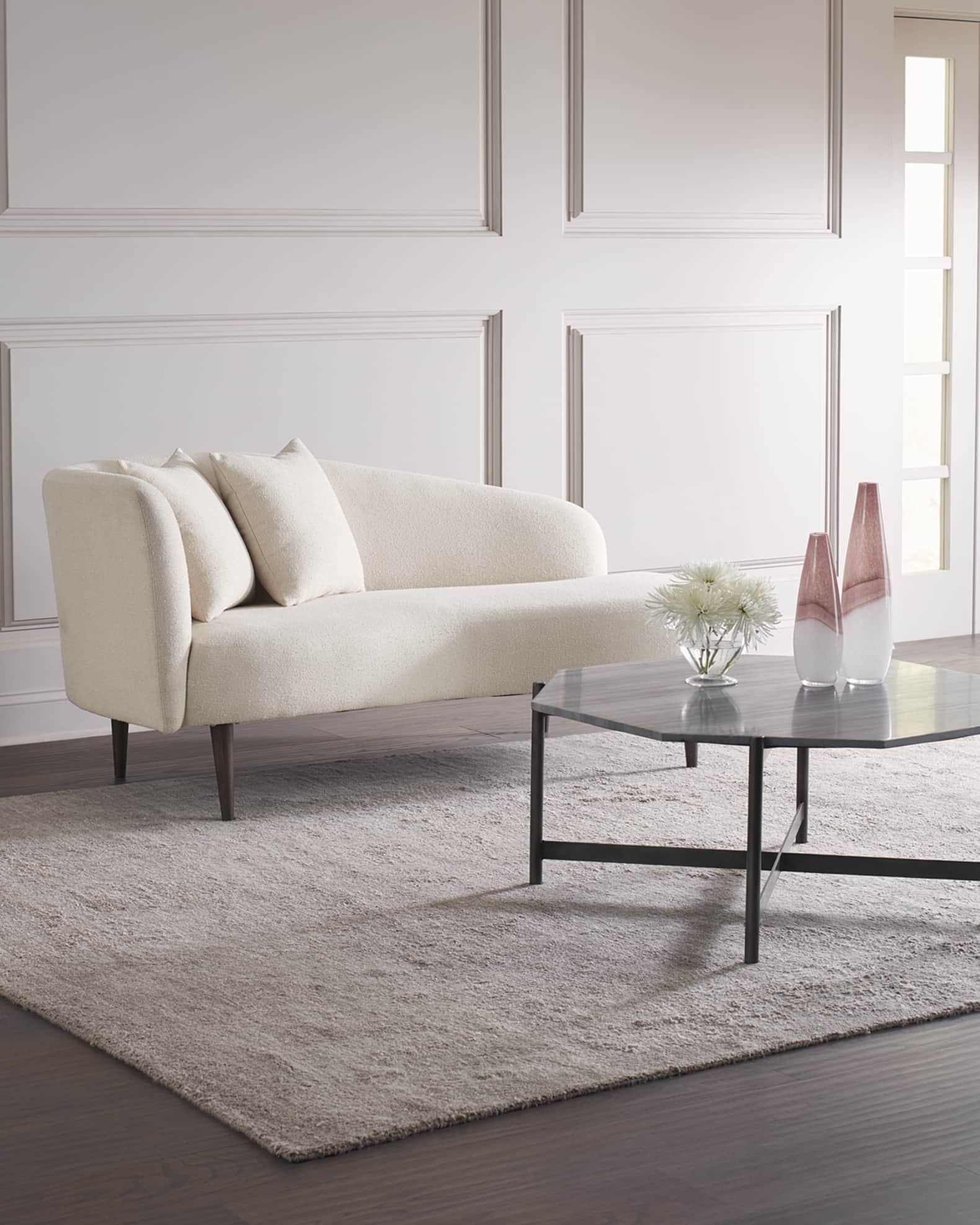 Lindlee Curved Chaise 0