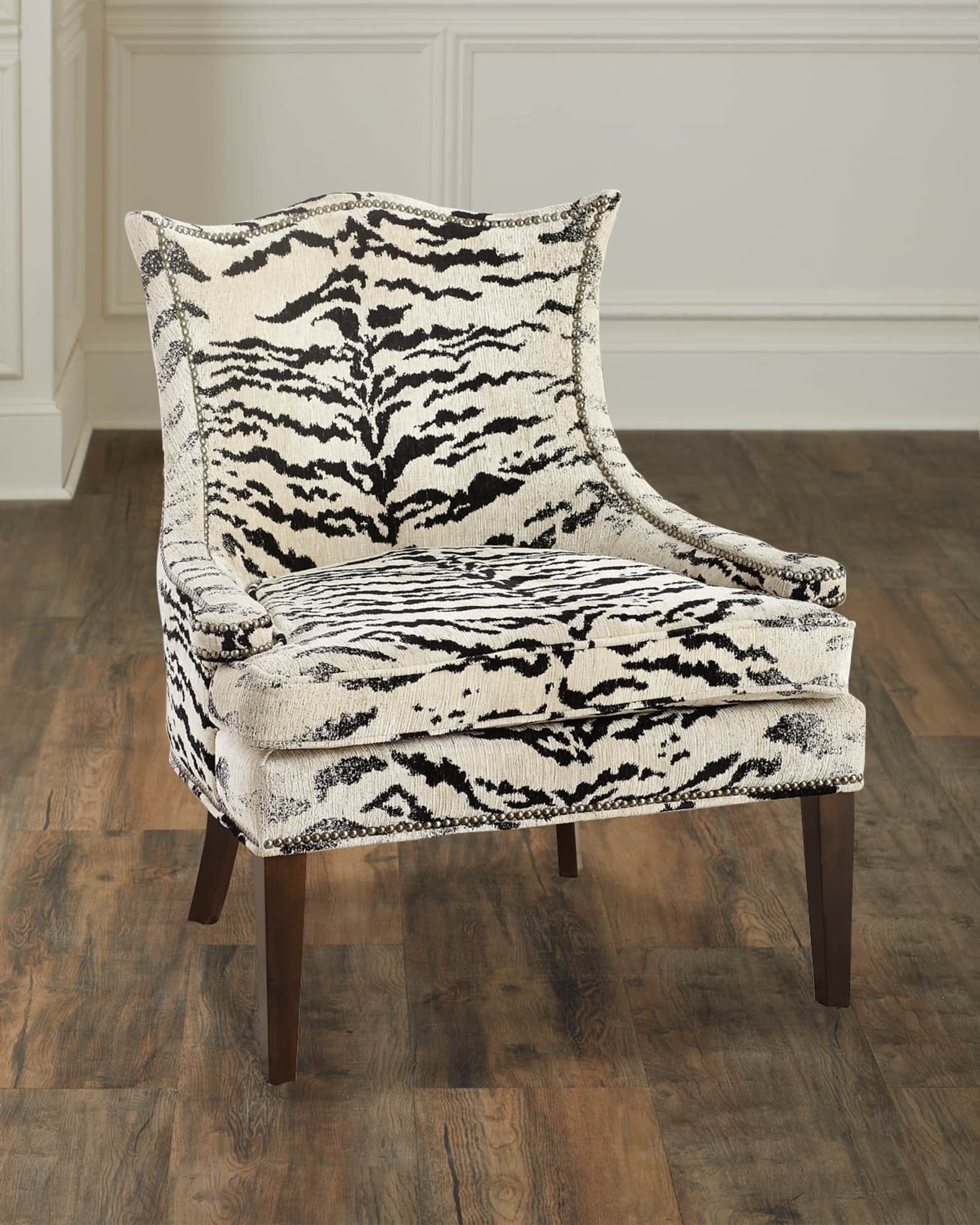 Emmanuelle Chair 0