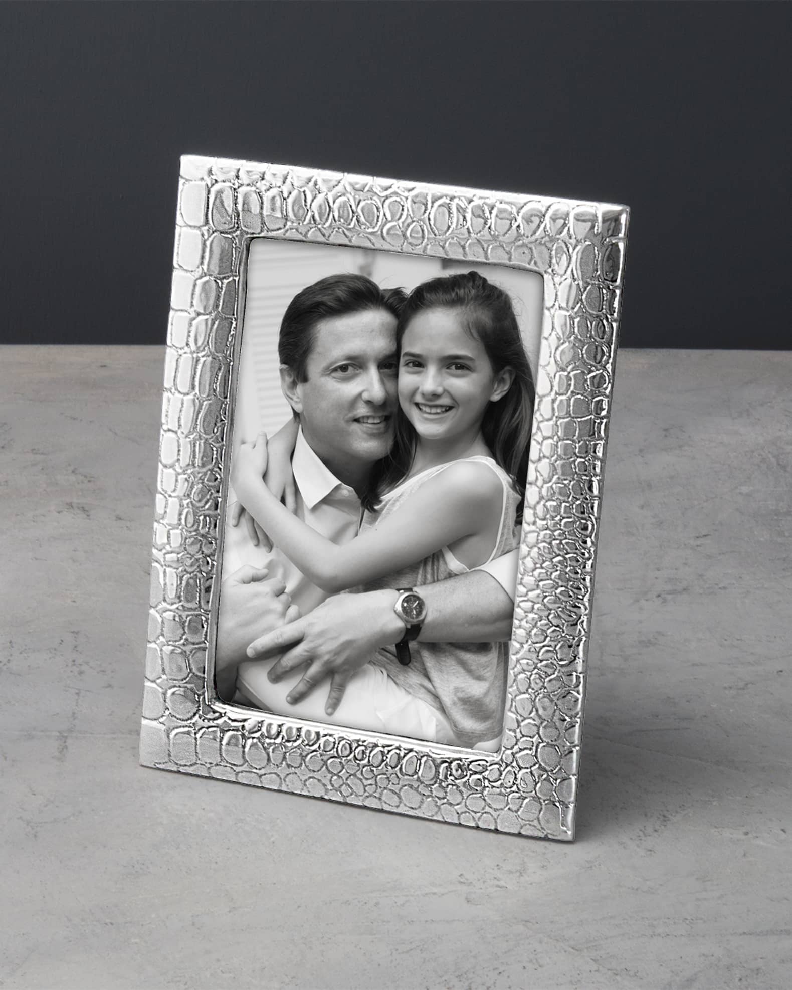Giftables Pieles Croc Frame, 4" x 6" 1
