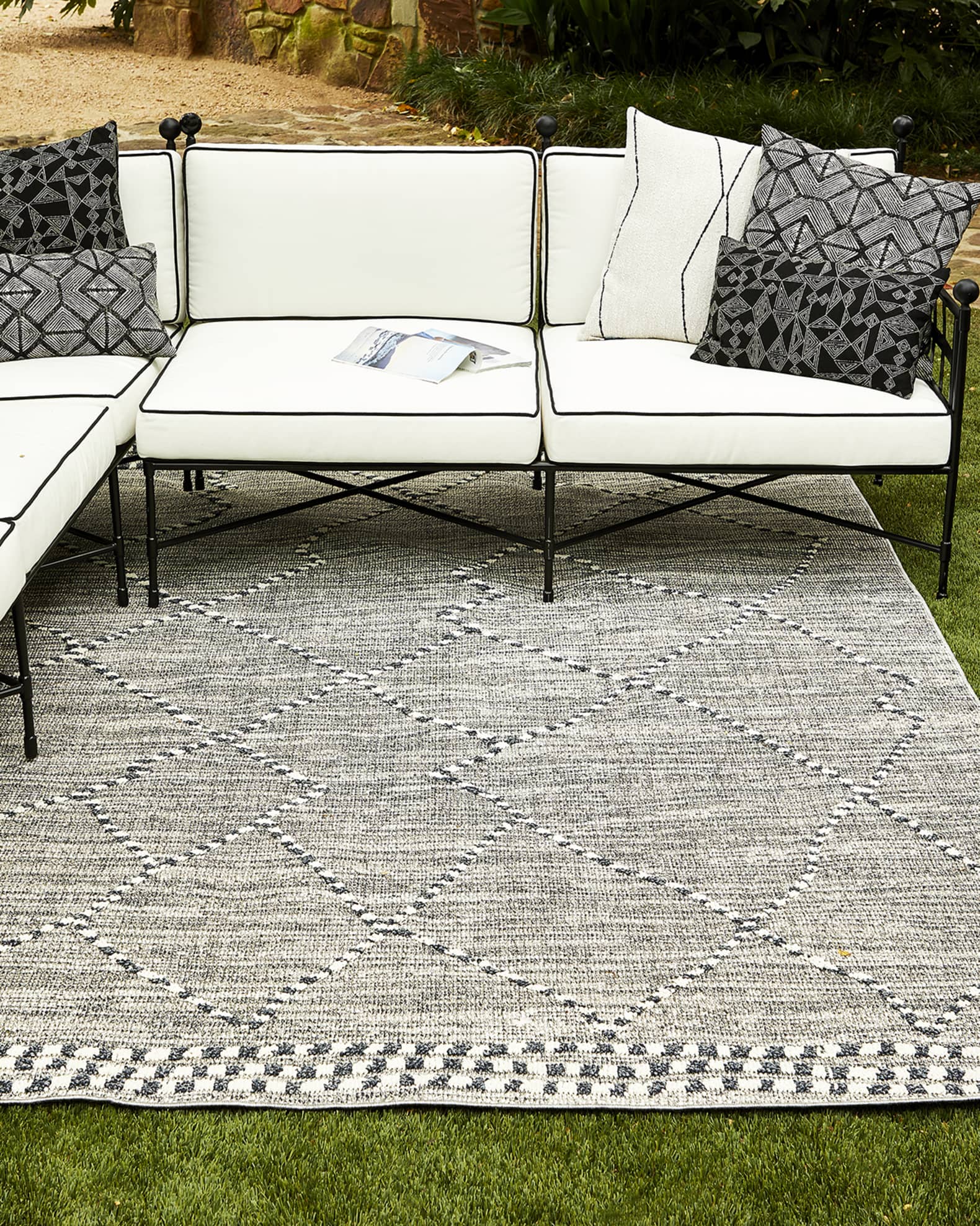 Olympia Indoor Outdoor Rug, 5' x 8' 1