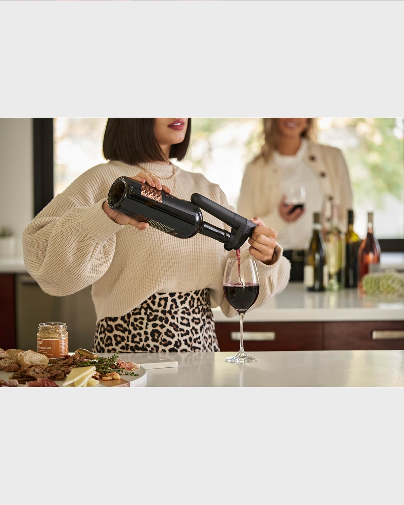 The Pivot+ Wine Preservation System 1