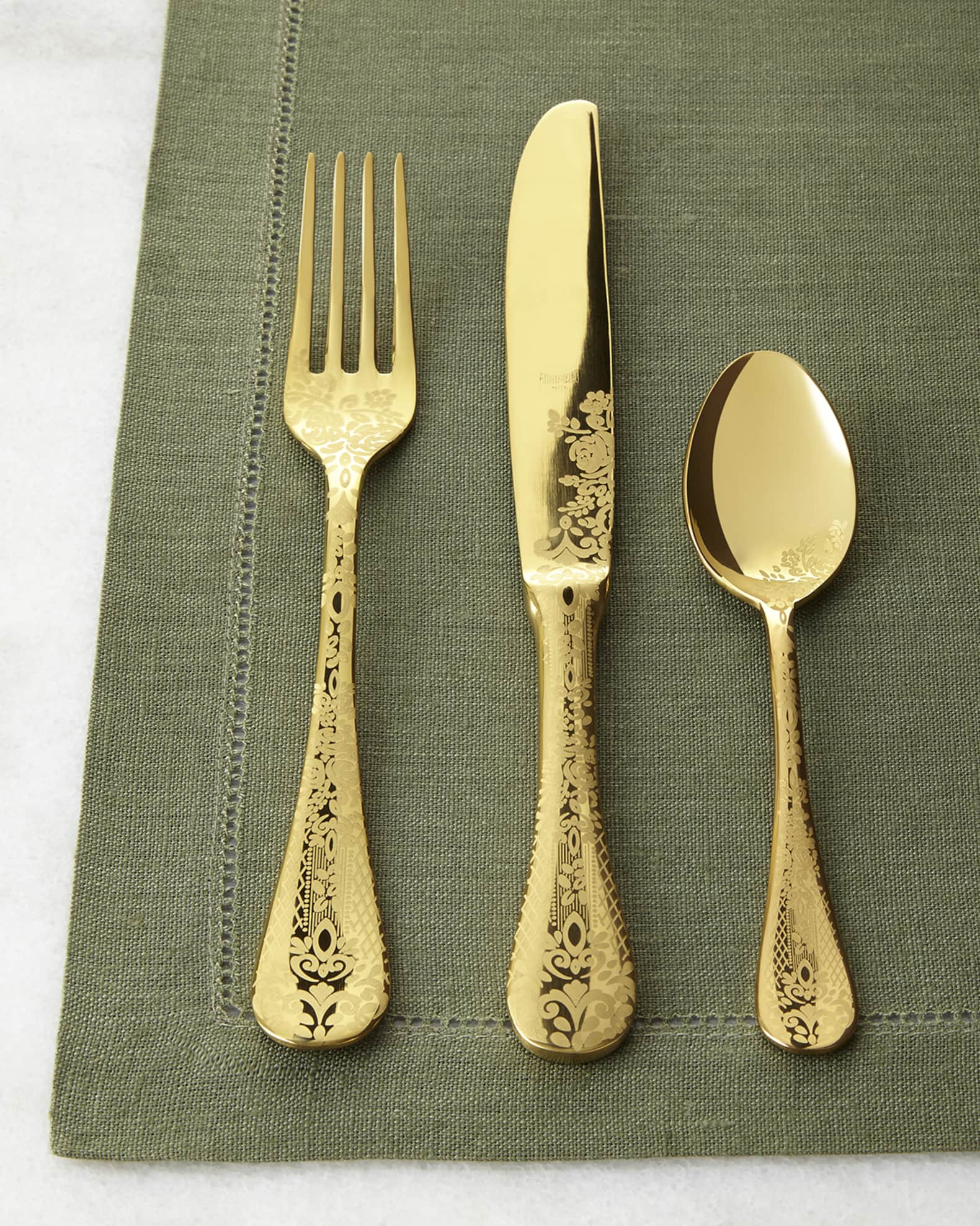 Five-Piece Casablanca Flatware Place Setting 0