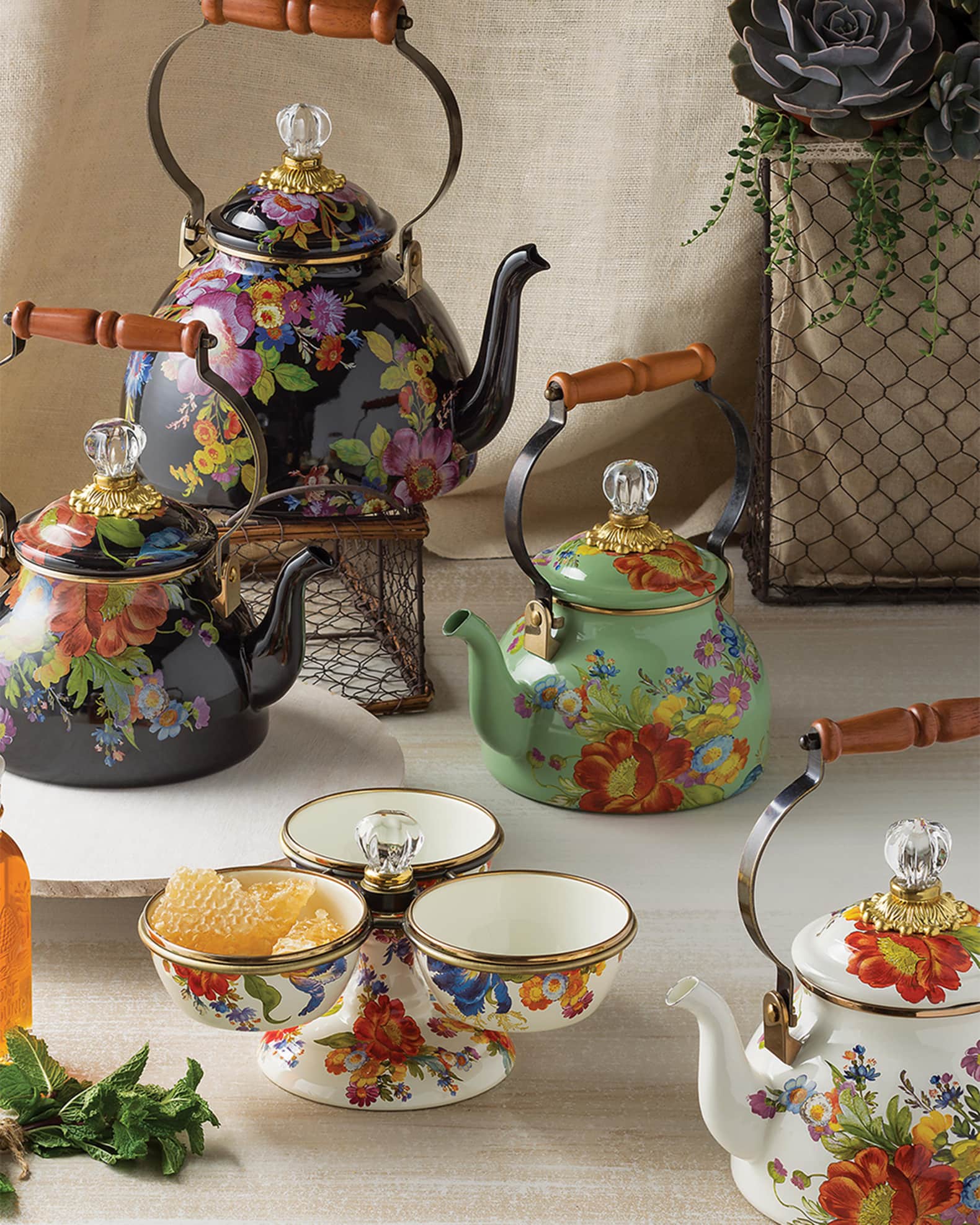 Flower Market Black Two-Quart Tea Kettle 1