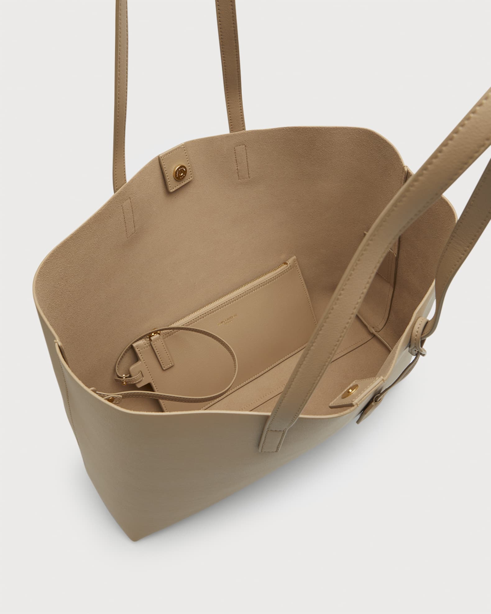 Saint laurent east west medium leather tote 2025