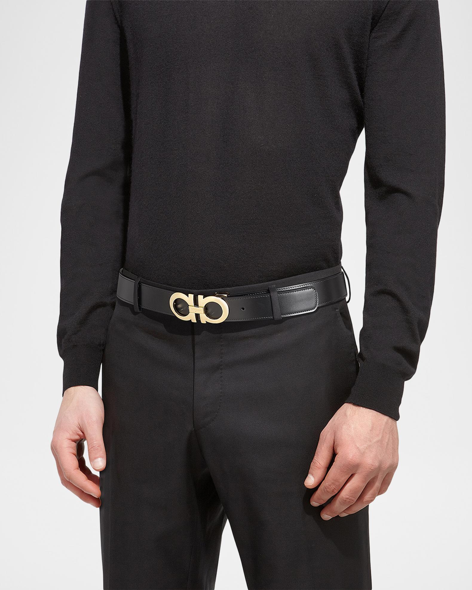Ferragamo Men display picture 1