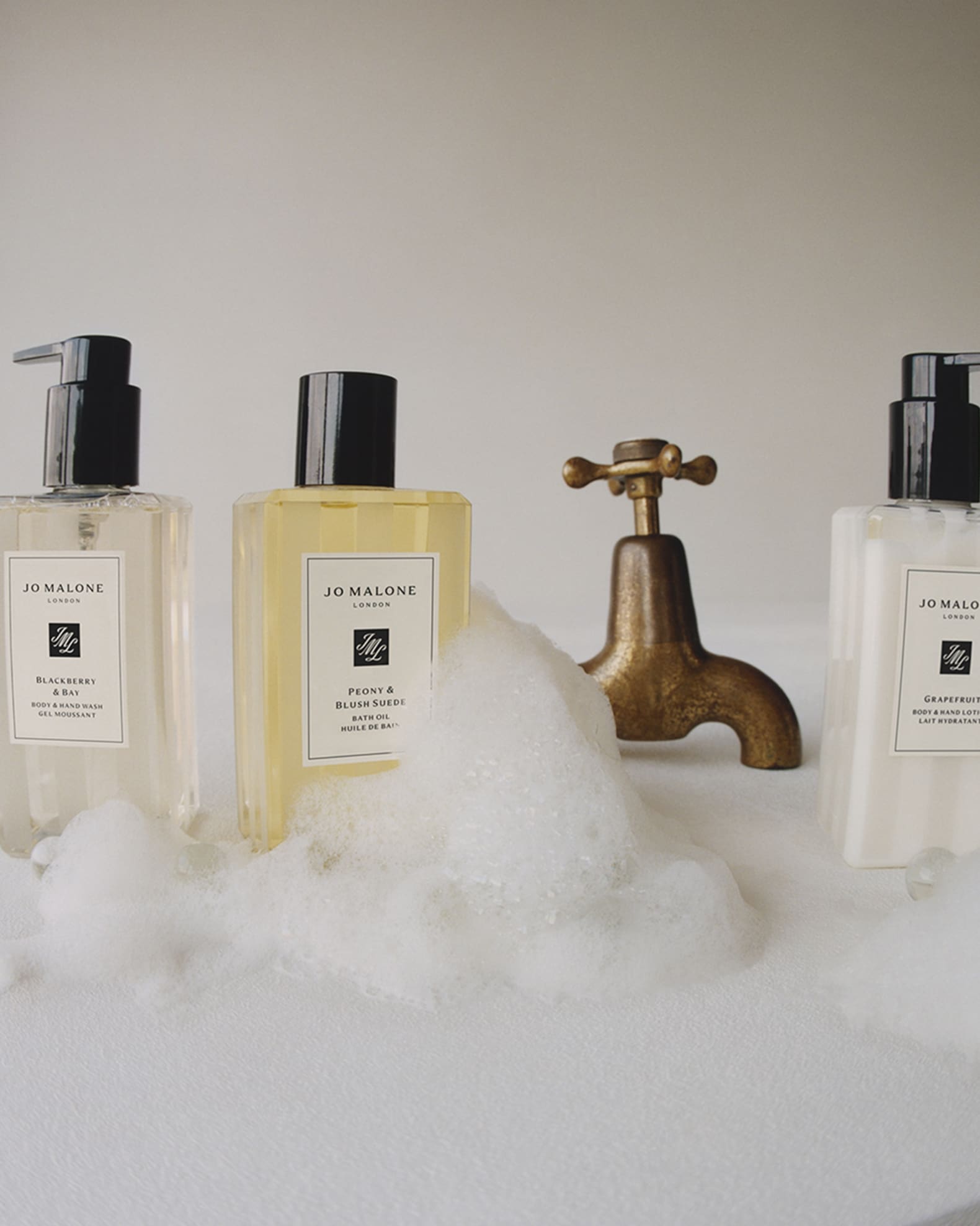 Jo Malone London Red Roses Bath Oil, 8.5 oz. | Neiman Marcus