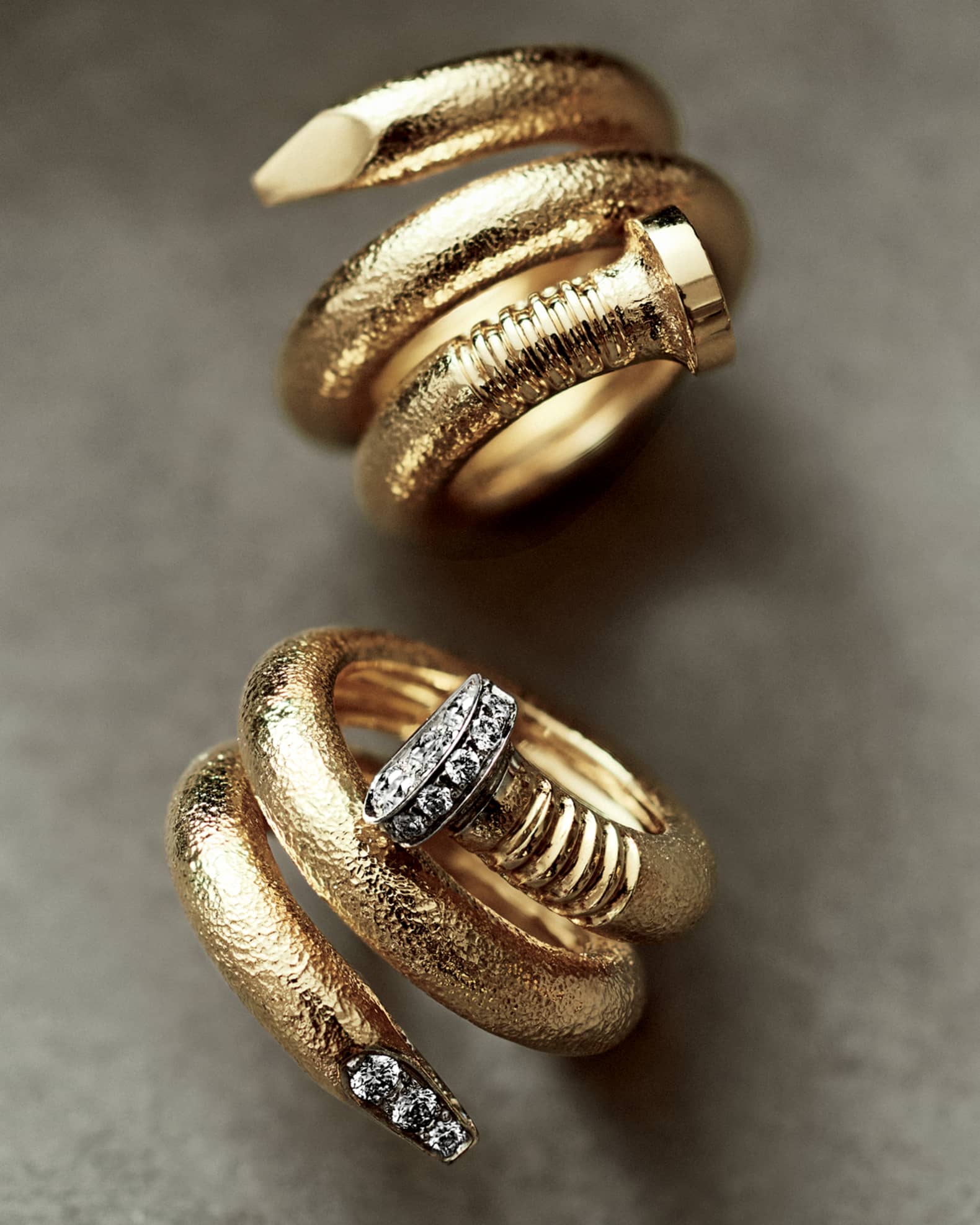 18k Gold Polished Nail Ring, Size 6.5 1