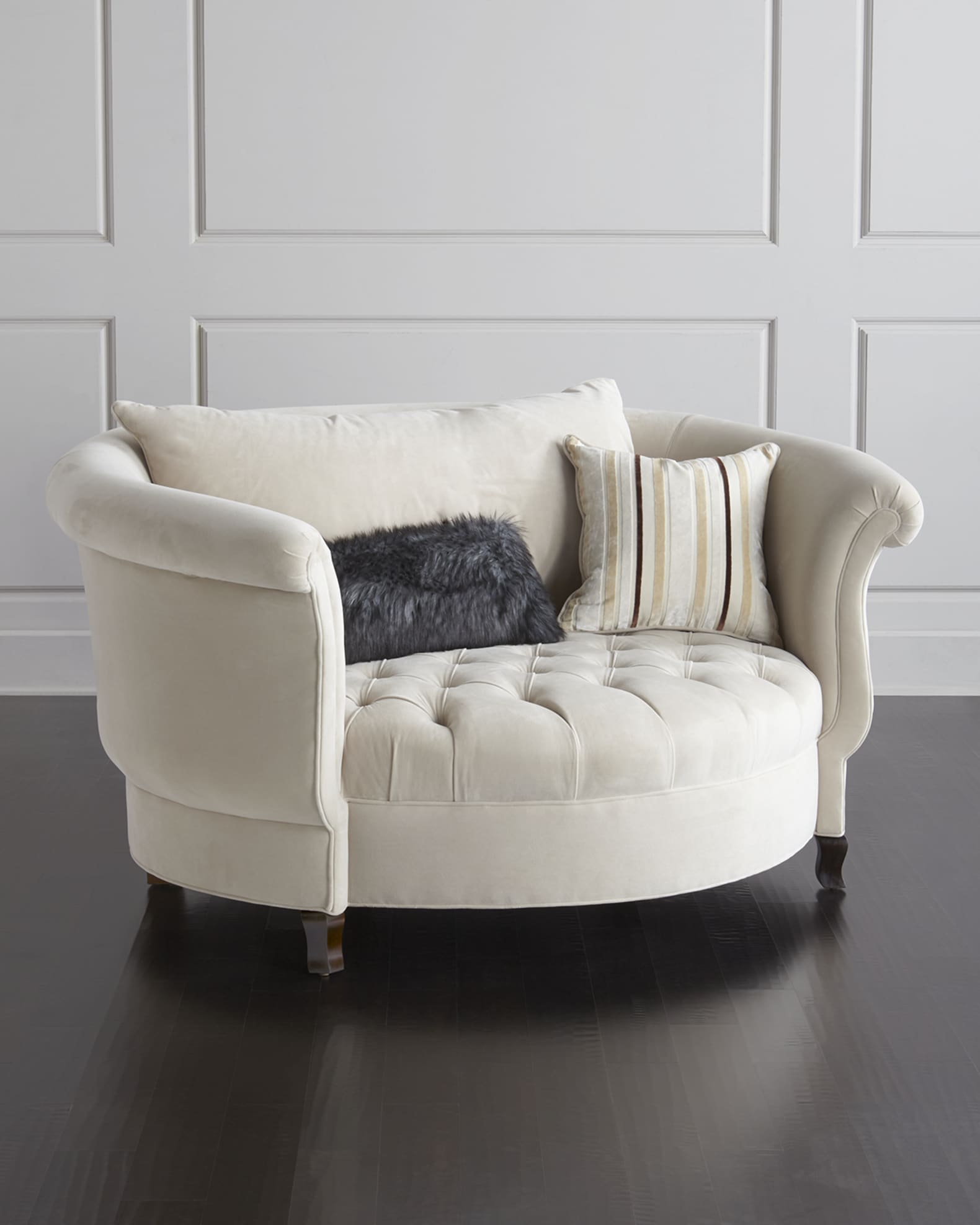 Harlow Ivory Cuddle Chair 0