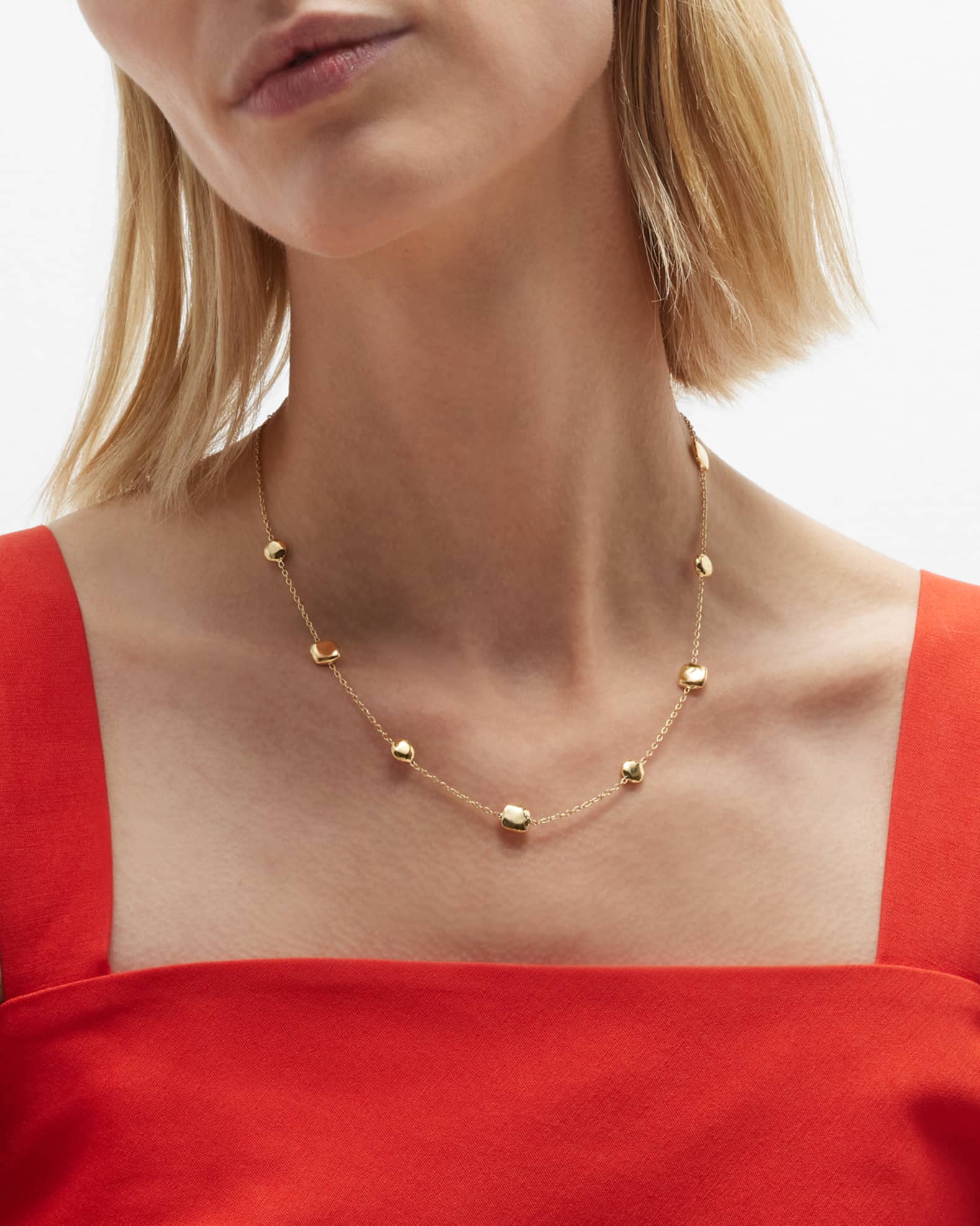 Short Hammered Pinball Chain Necklace in 18K Gold 1