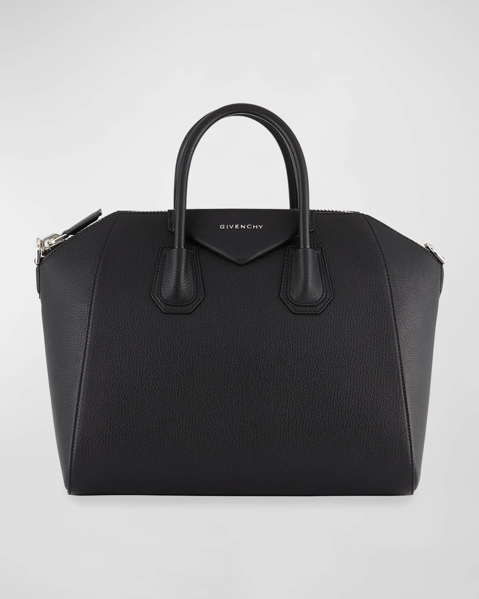Antigona Medium Top Handle Bag in Grained Leather 0