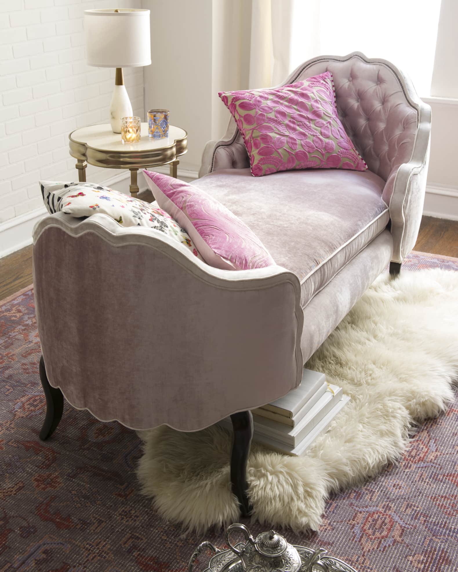 Pippa Tufted Chaise 1