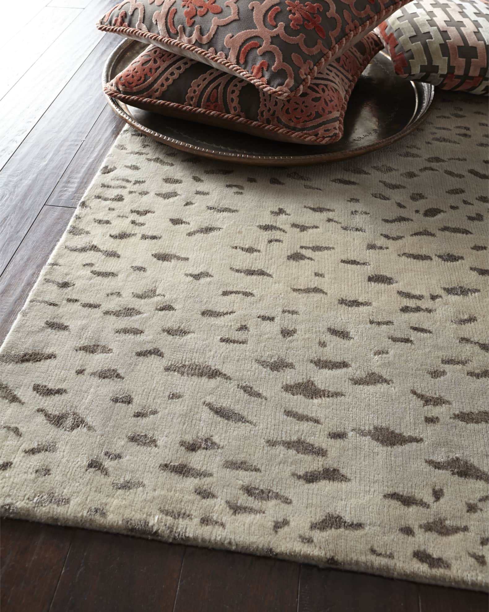 Silver Leopard Rug 1