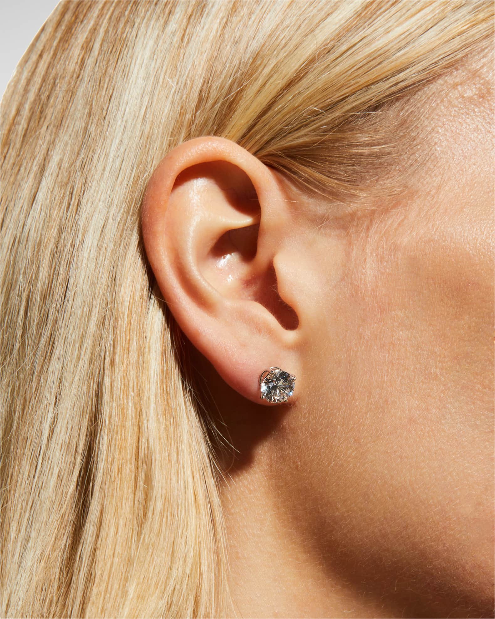 14k White Gold 3.5ct Stud Earring 1