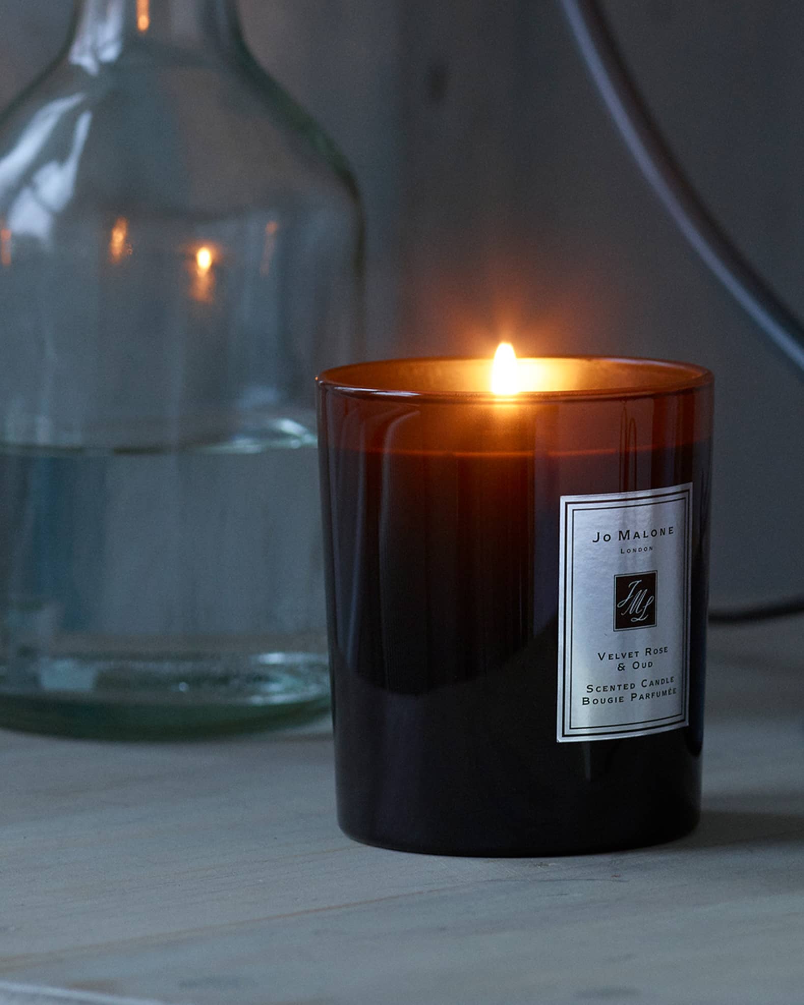 Jo Malone London Velvet Rose & Oud Scented Home Candle 7 oz  Height 2.5 inches 
