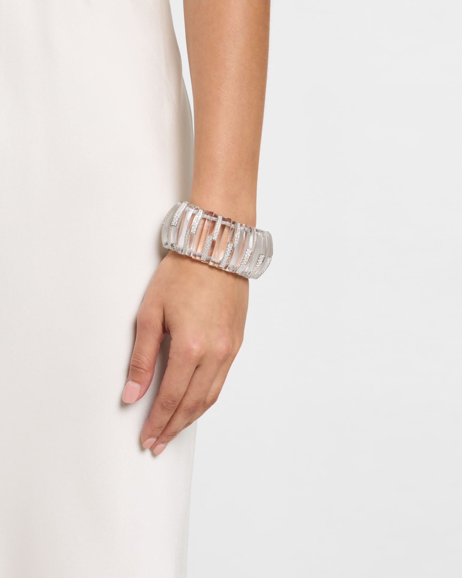 18K White Gold Rock Crystal Stretch Bracelet with Diamonds 1