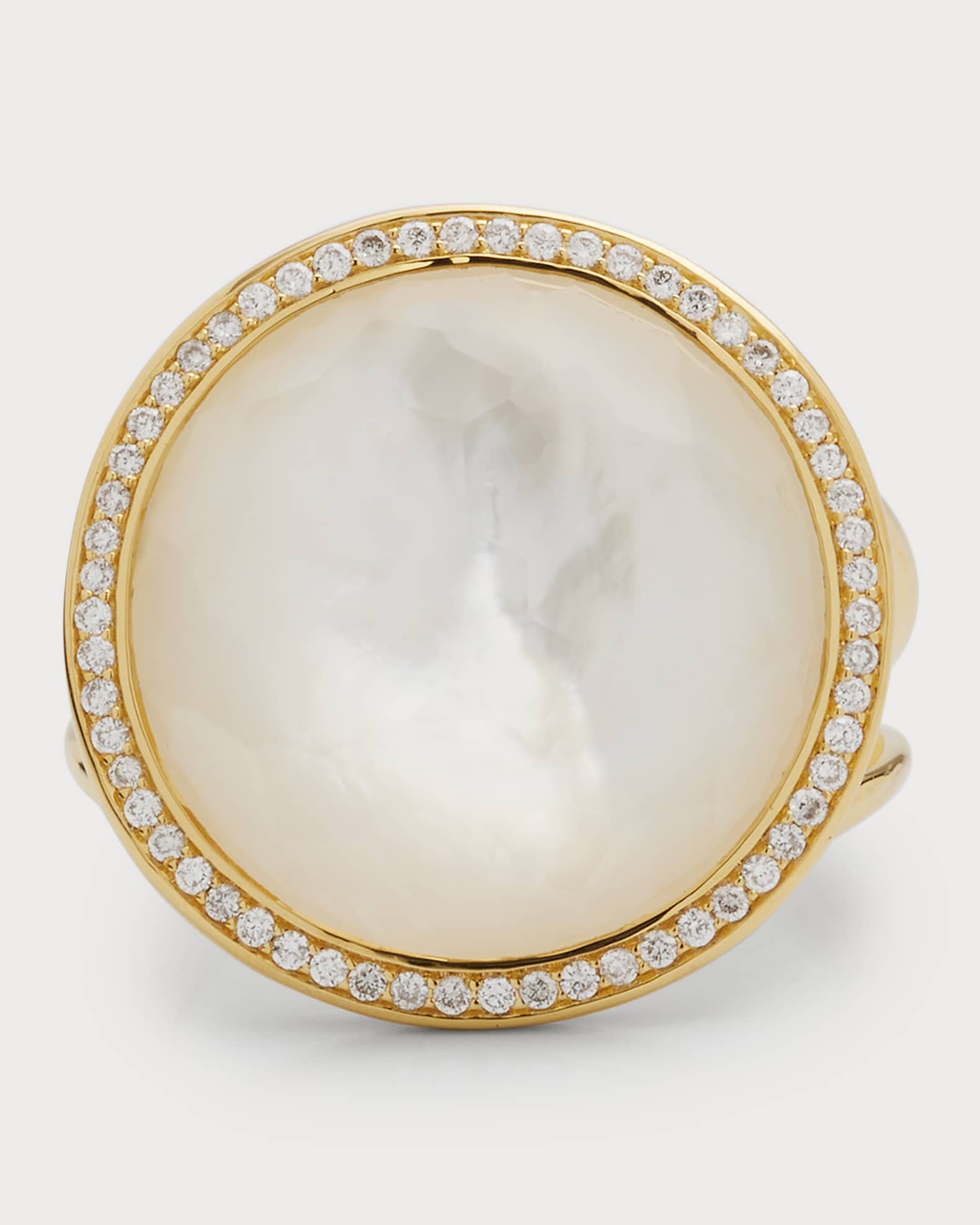 Medium Ring in 18K Gold with Diamonds 0