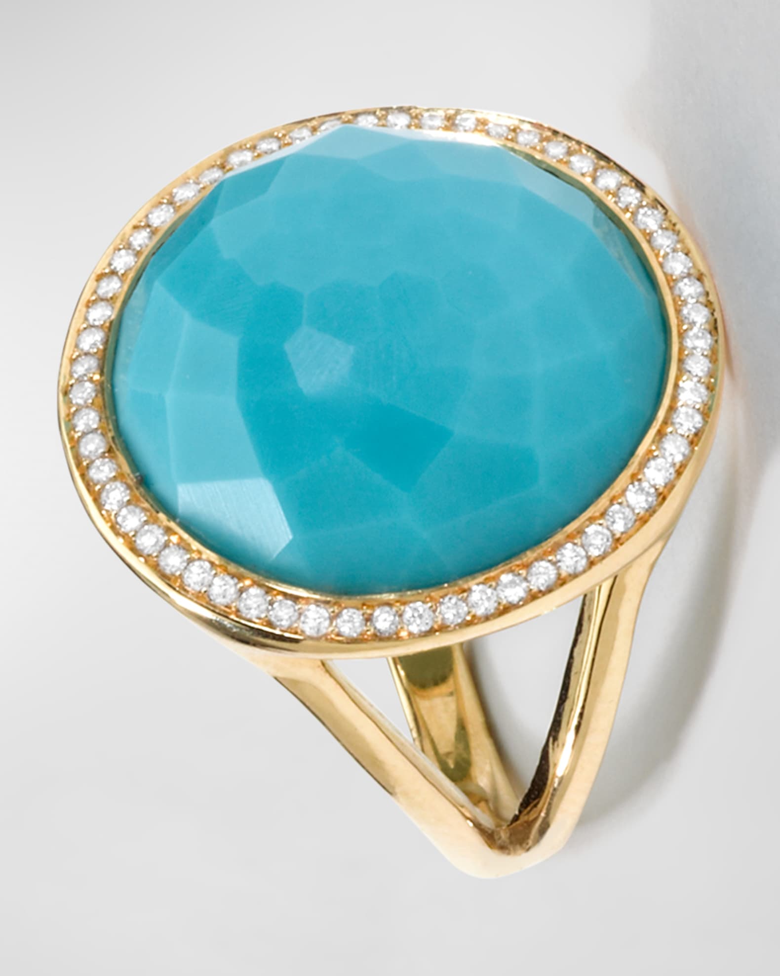 Medium Ring in 18K Gold with Diamonds 0