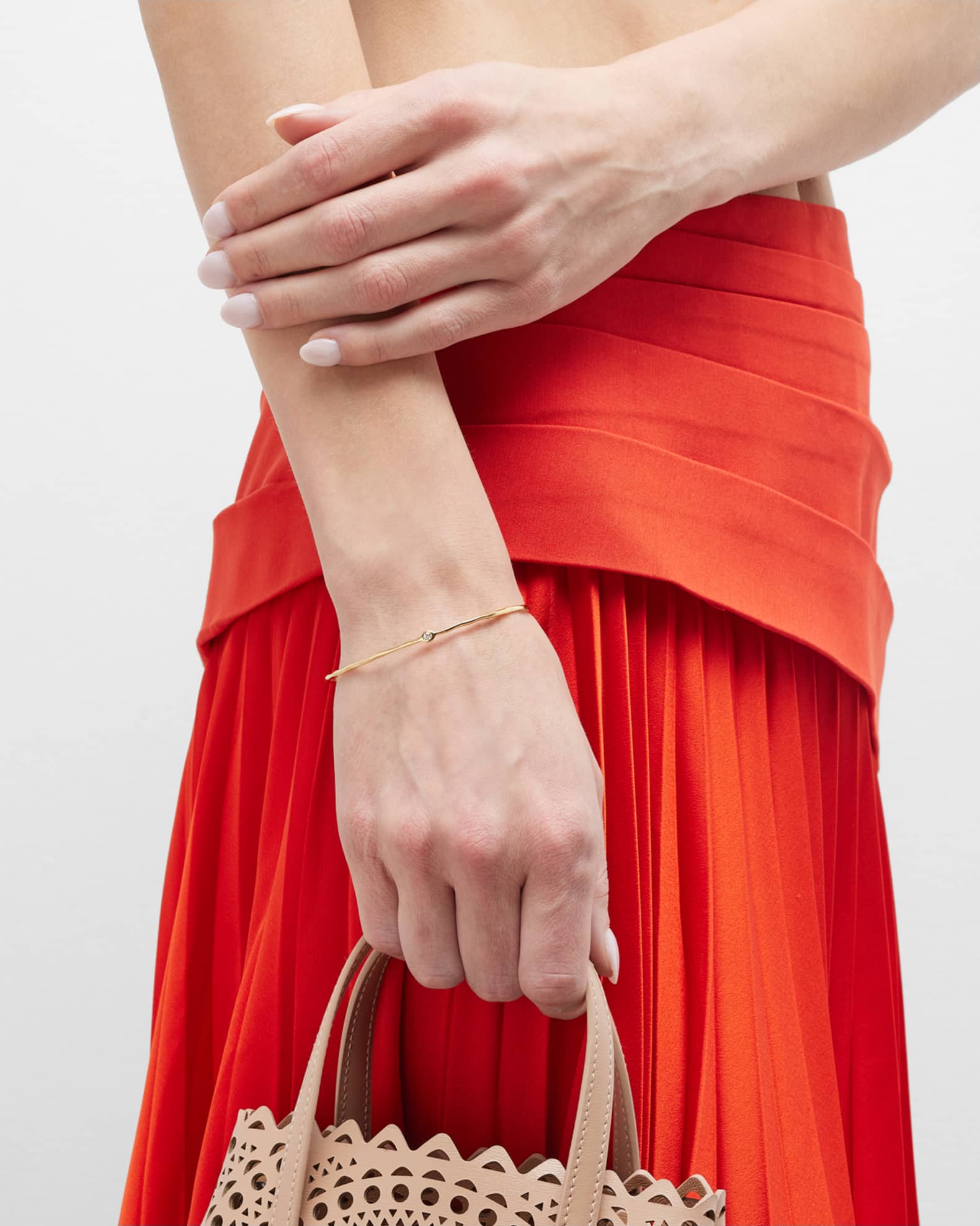 Superstar Bangle in 18K Gold with Diamonds 1