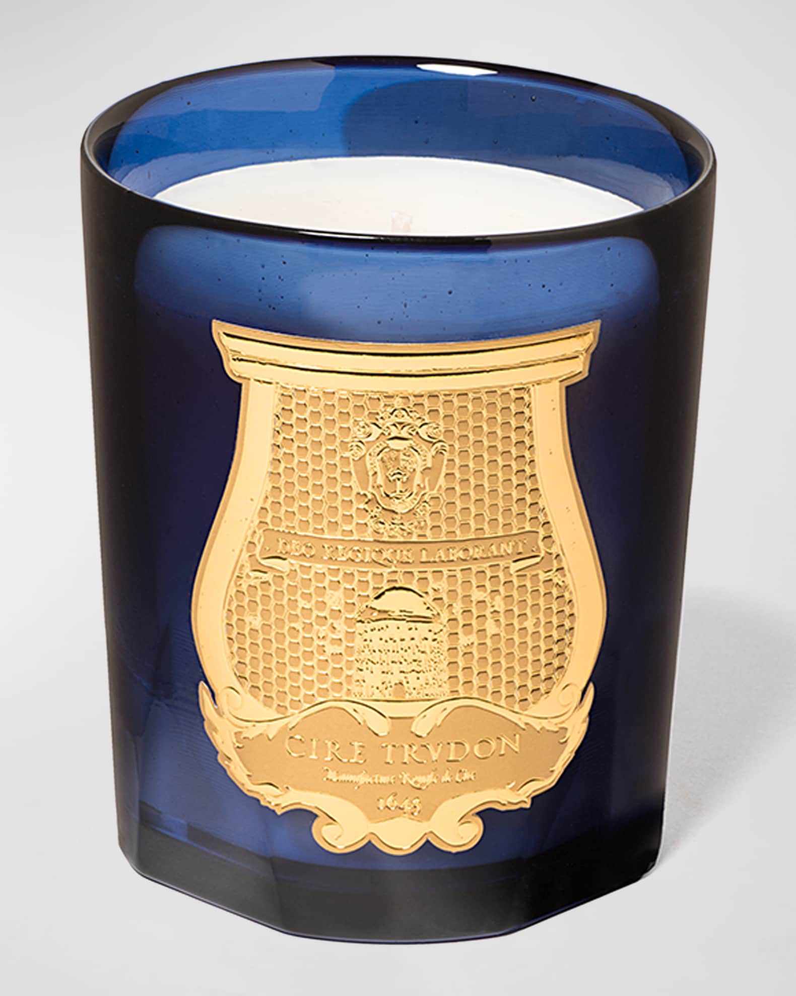 Tadine Classic Candle, Sandalwood, 9.5 oz. 0