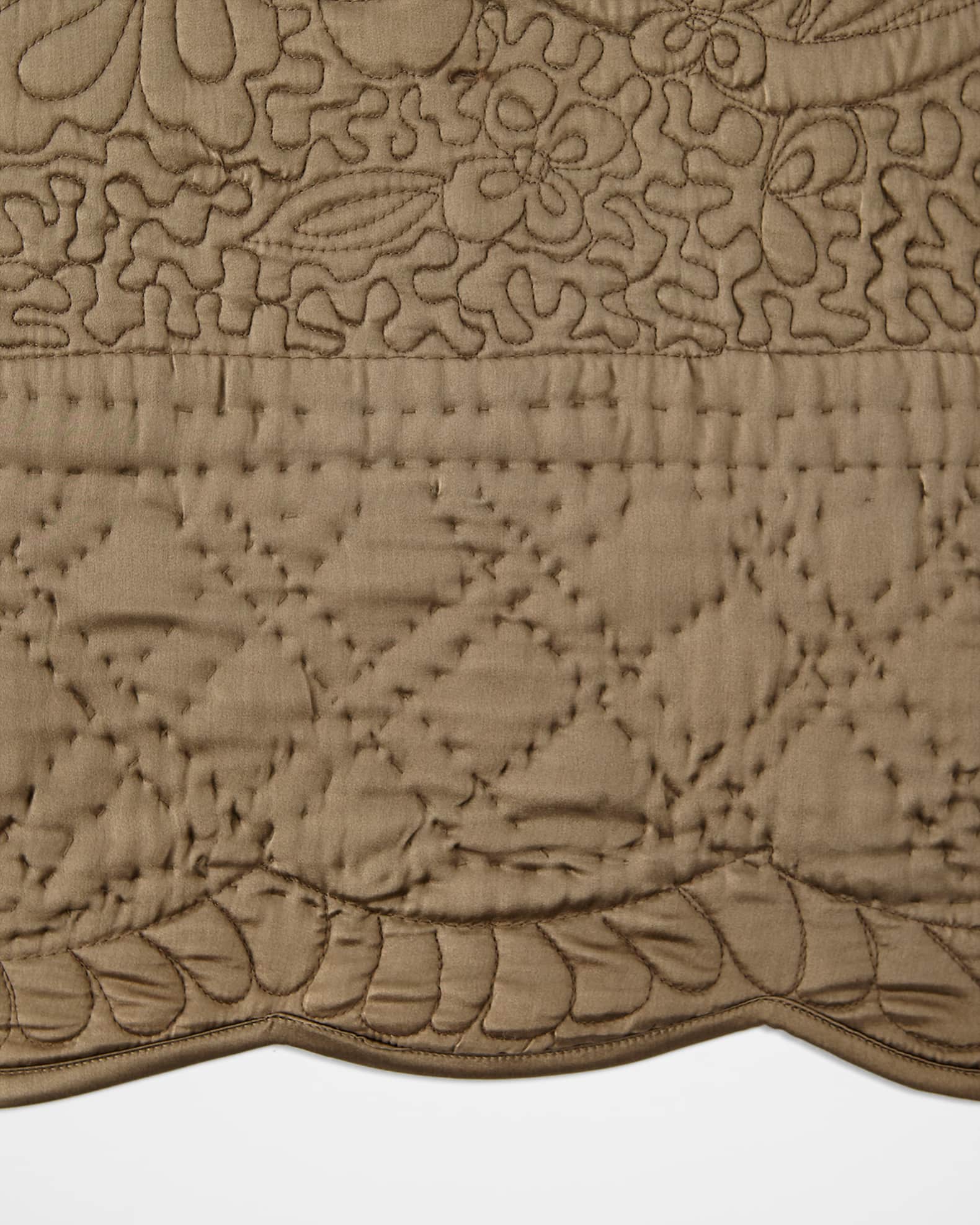 Tudor Quilt 1