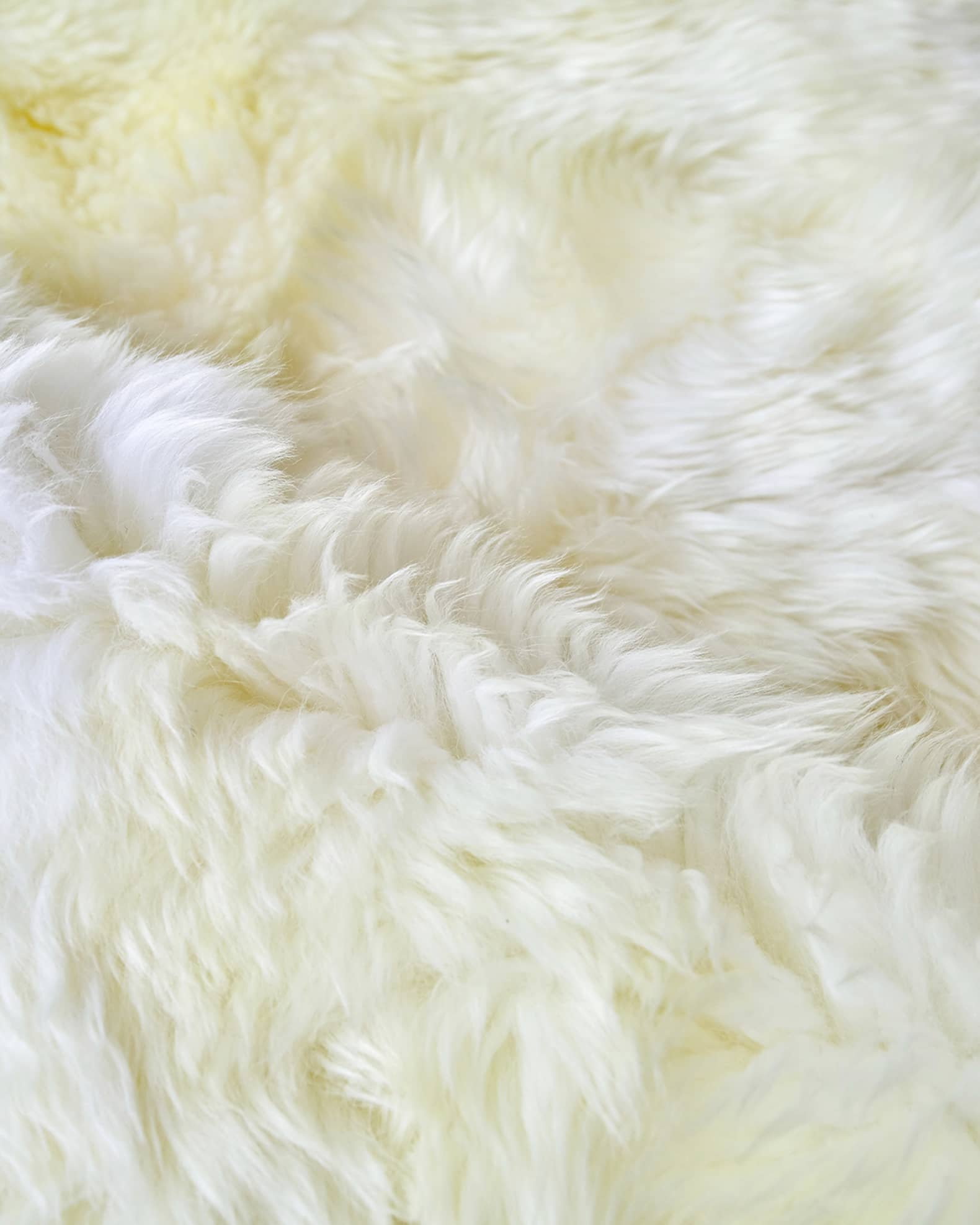 Rocco Sheepskin Rug, 8' x 11' 1