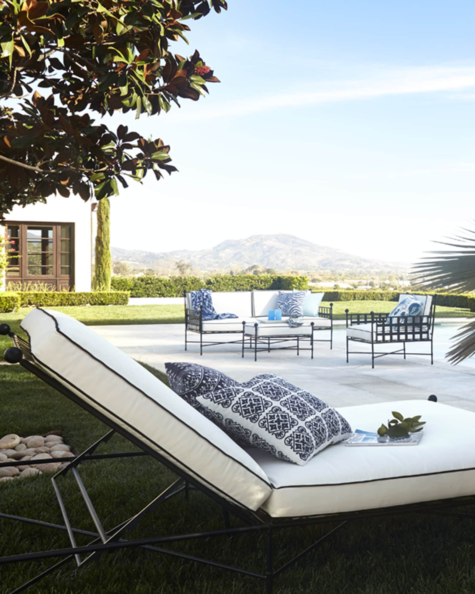 Avery Neoclassical Outdoor Double Chaise 1