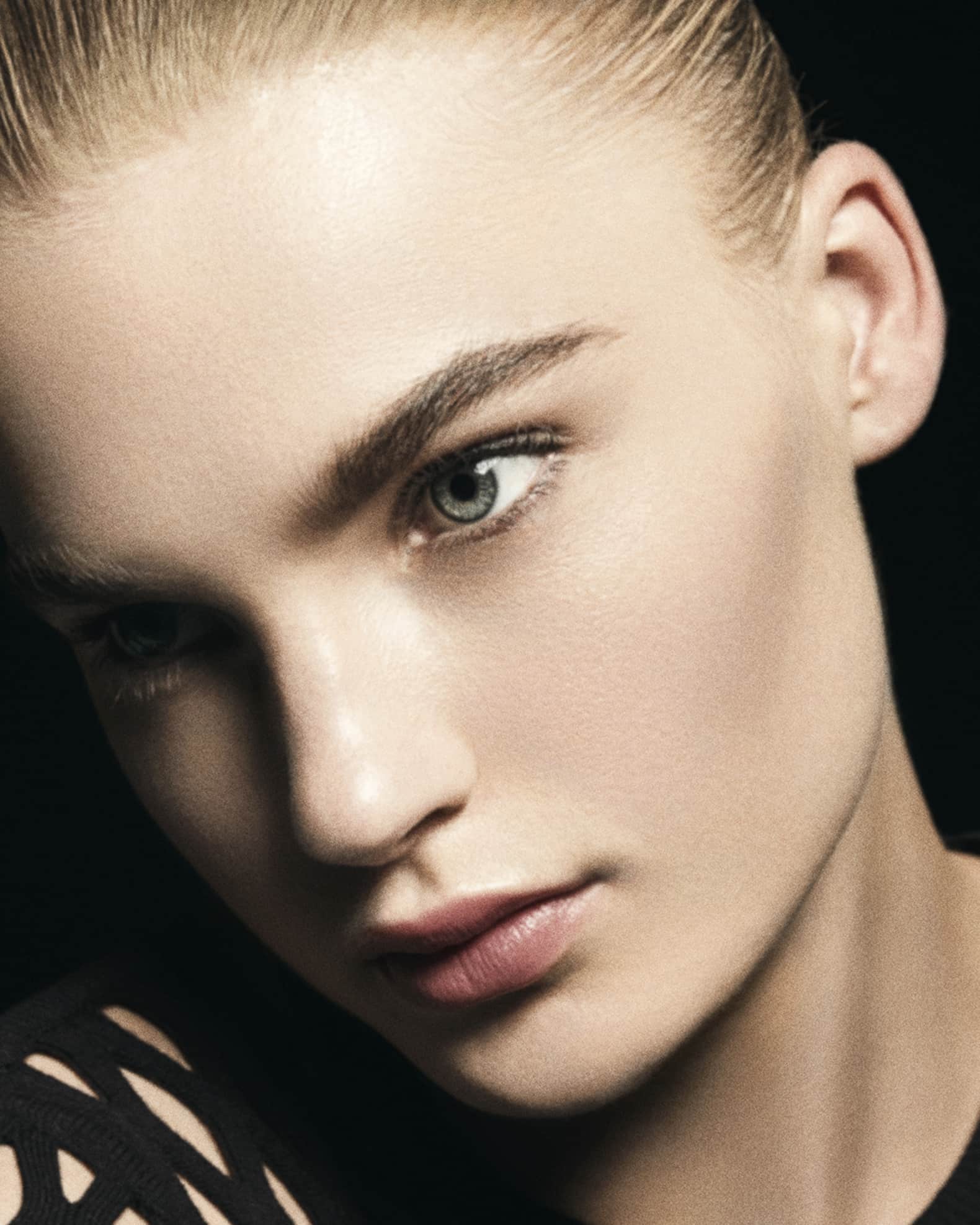 Arch Brow Shaping Gel 1