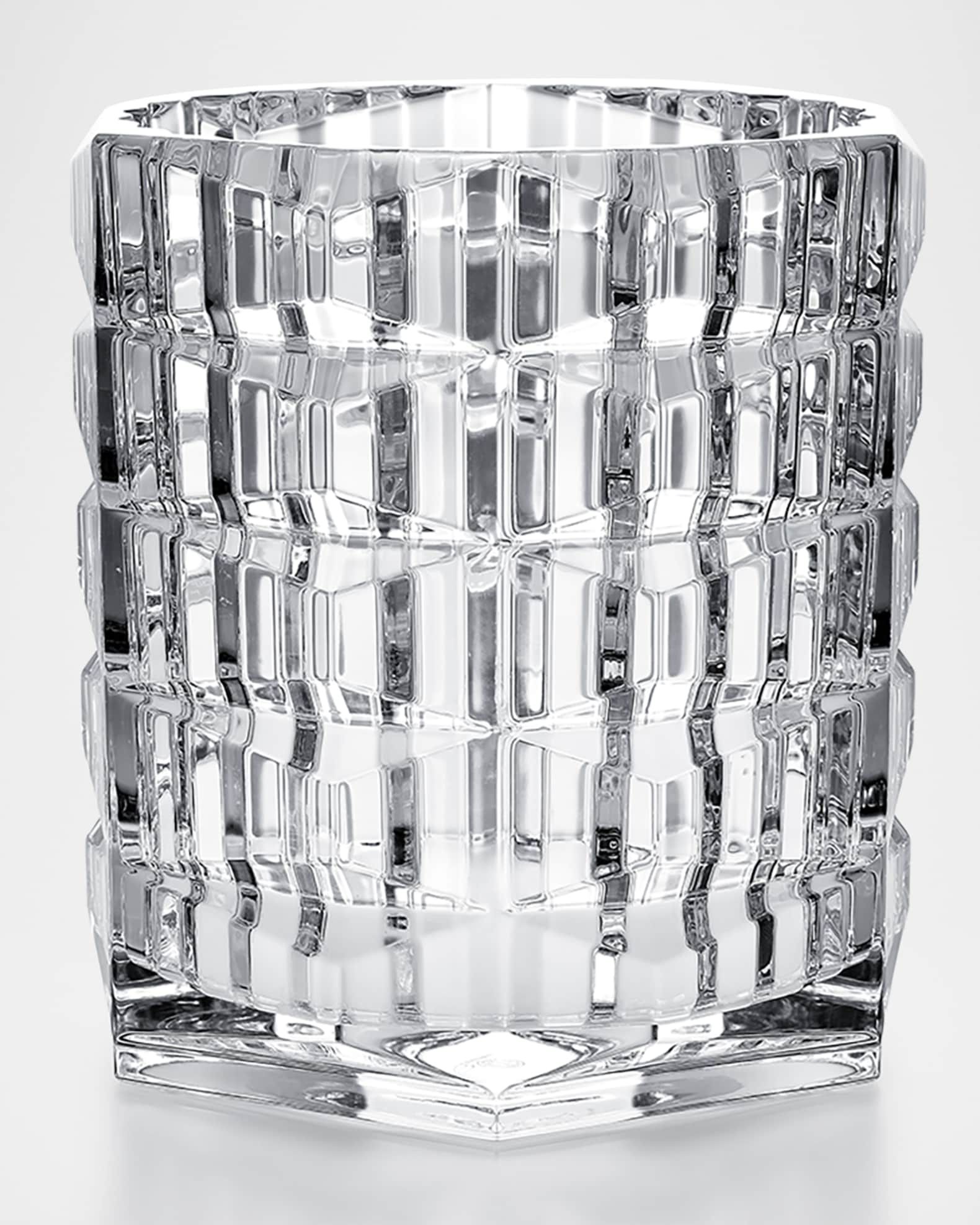 Grand Louxor Vase 1