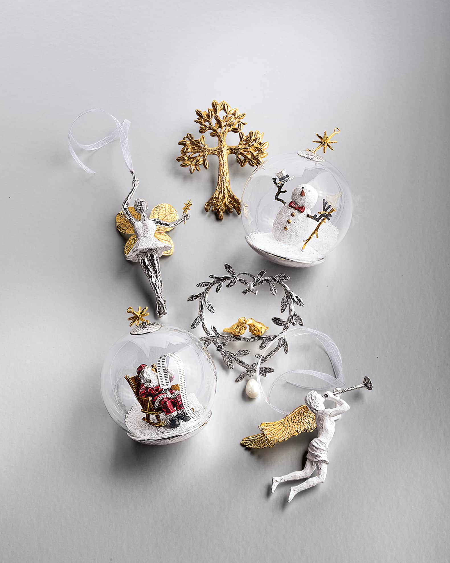 Santa Snow Globe Ornament 1