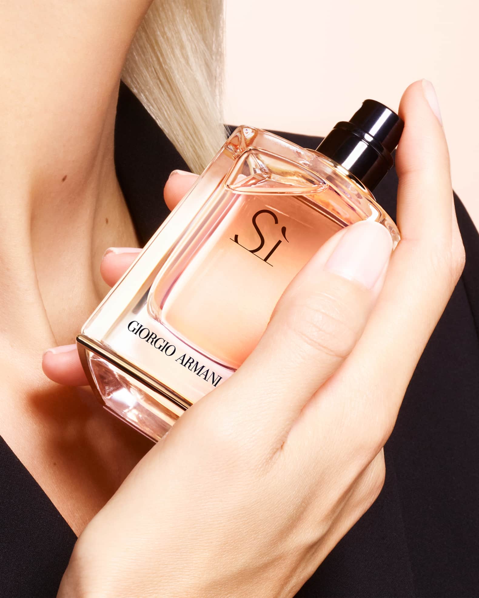 ARMANI beauty Si Eau de Parfum 1.7 oz. 50 mL Neiman Marcus