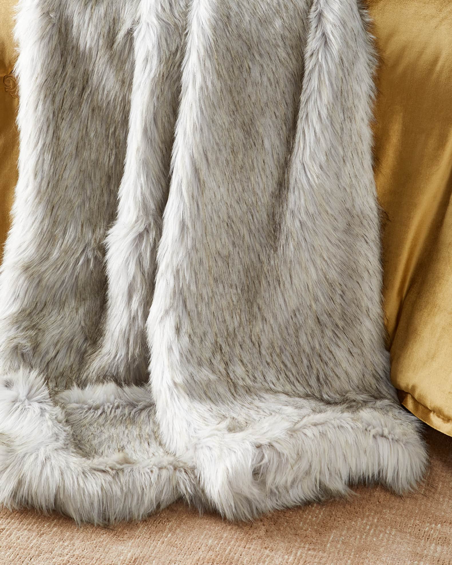 Faux Fur Throw 0