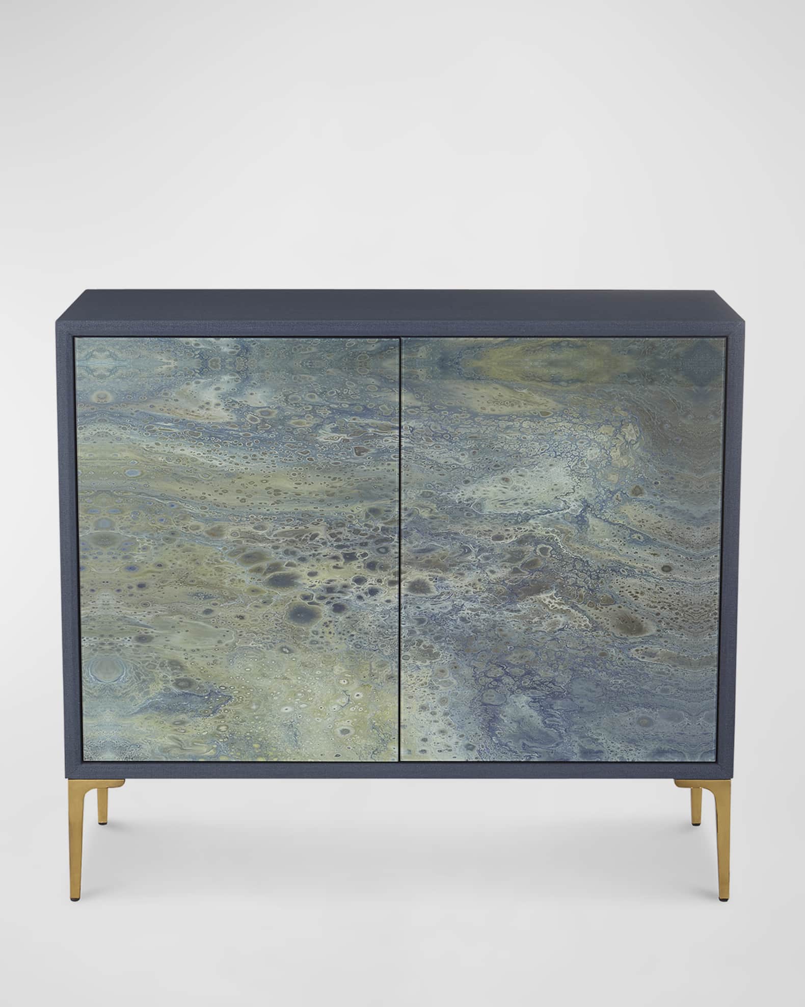 Pavo Cabinet 0