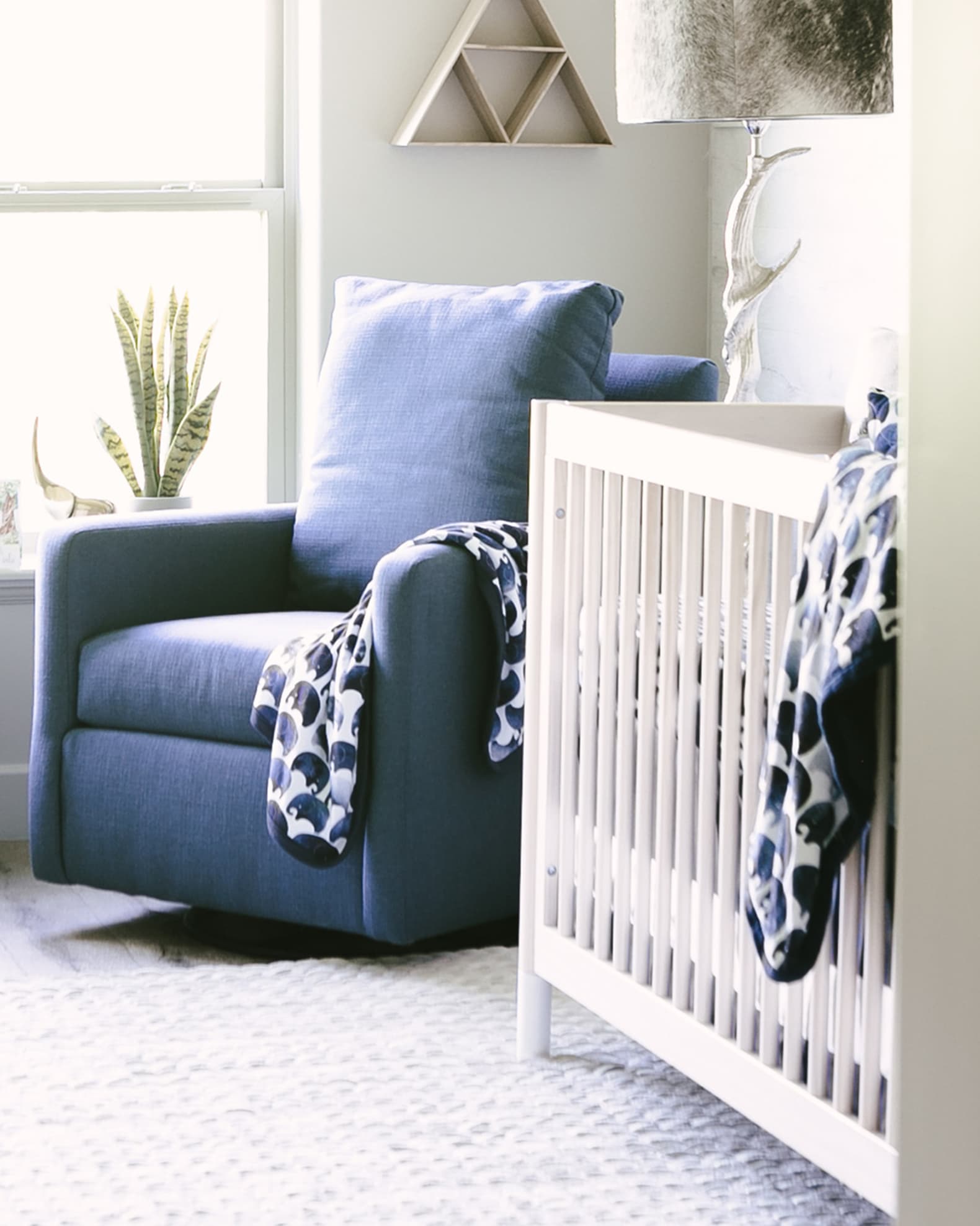 Elephant Jersey Standard Crib Sheet 1