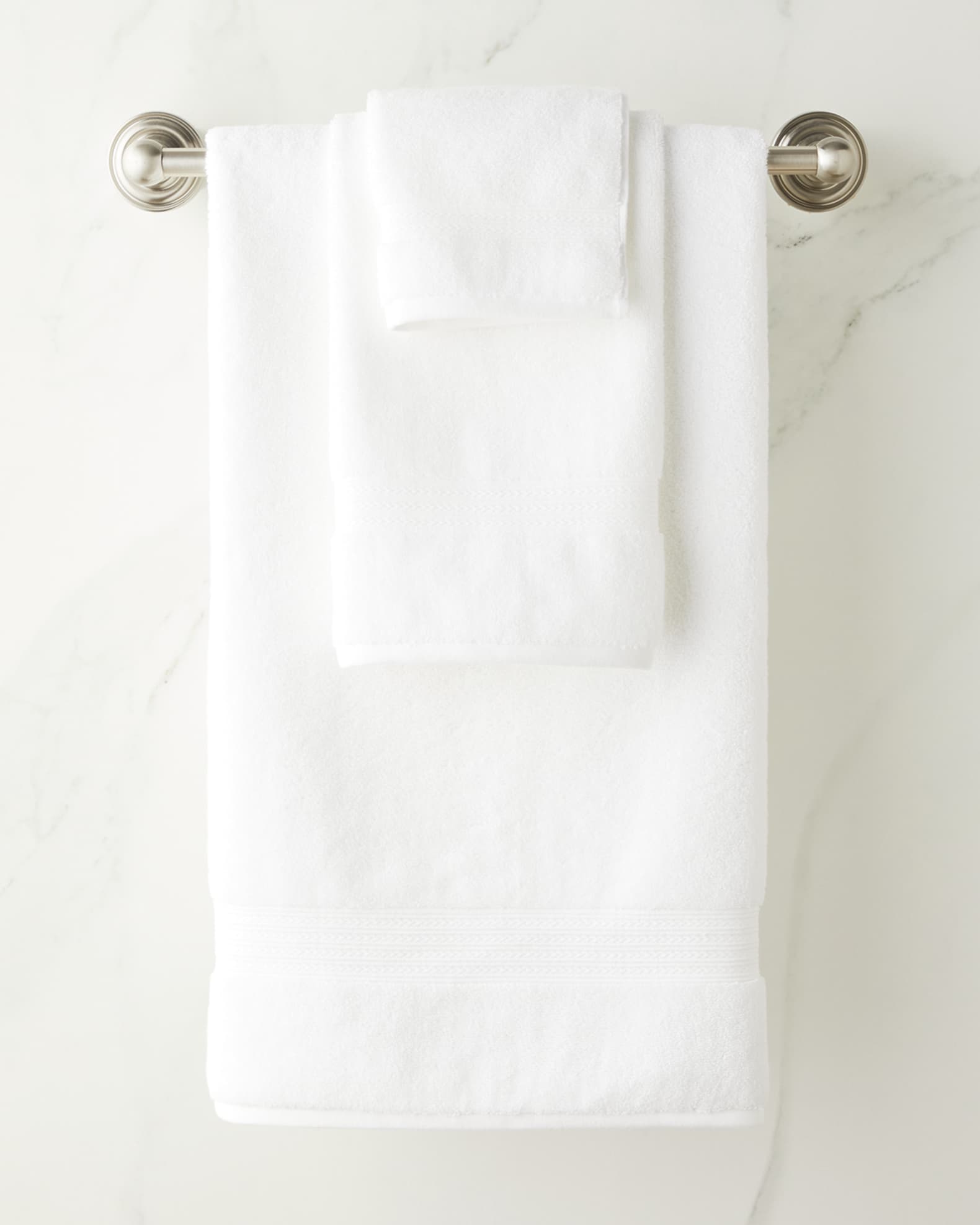 High Quality 100% Absorbent Extra Soft Louis Vuitton Branded White Cotton  Bath Towel