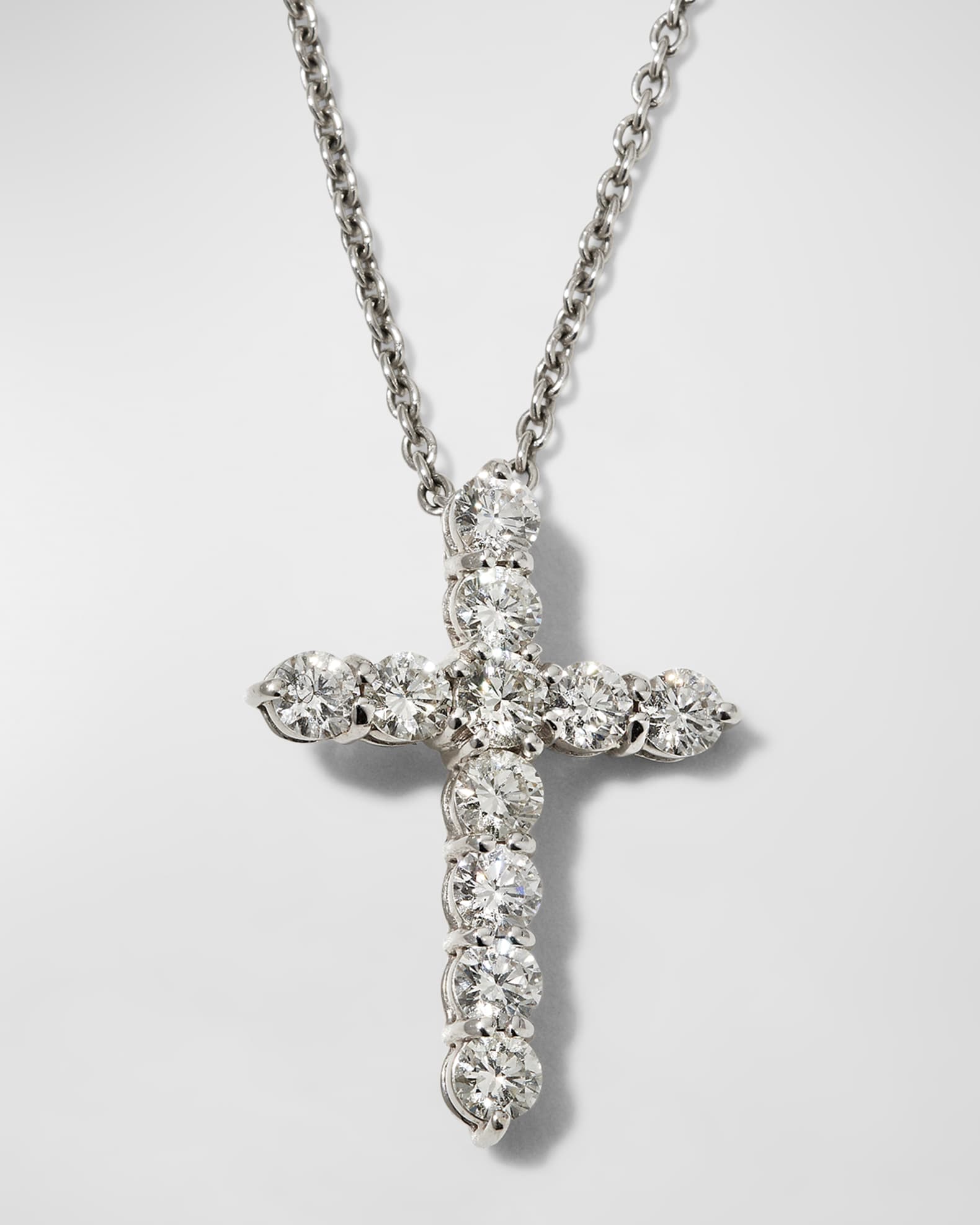 Louis Vuitton 18 Karat White Gold Flower Diamond Necklace For Sale