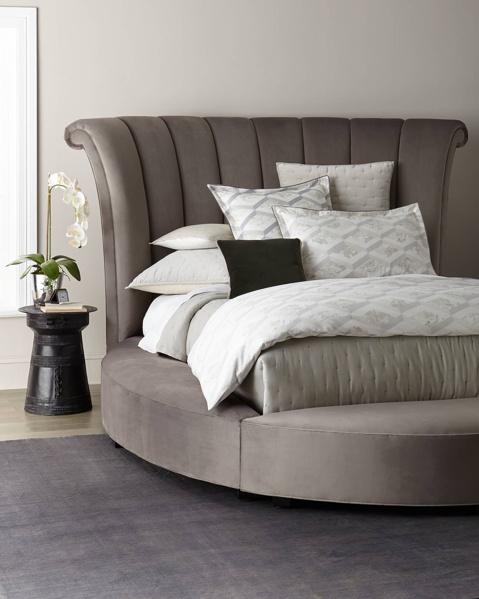 Katya Round Queen Platform Bed 1