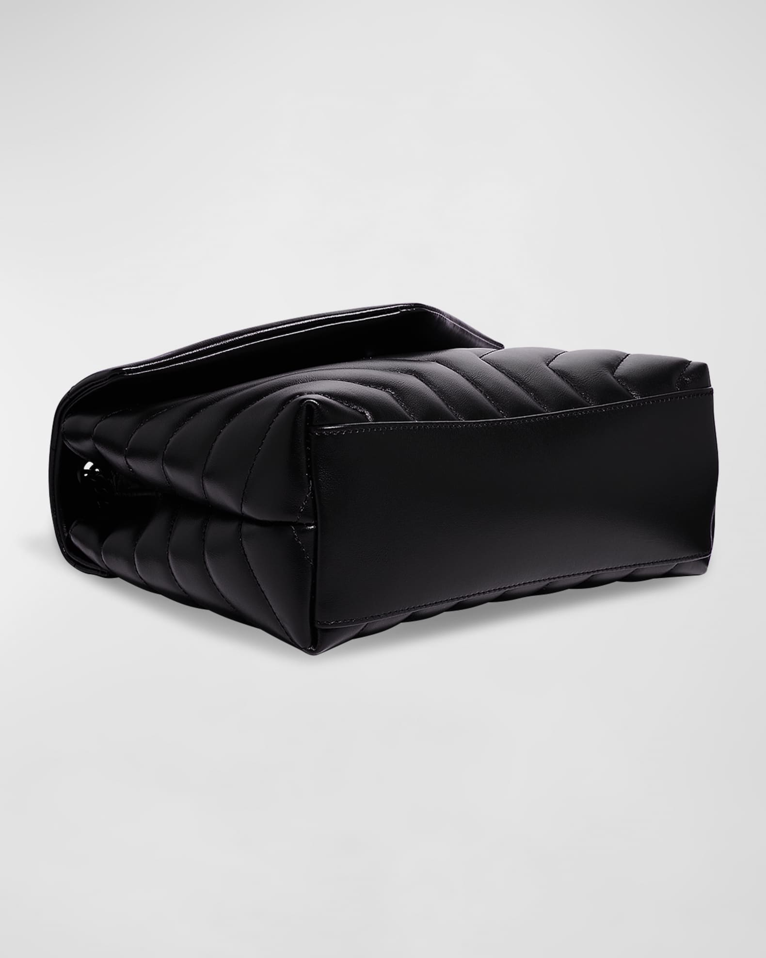 【関税・送料込】Saint Laurent LOULOU SMALL マトラッセ 黒 LOULOU small in MATELASSÉ lambskin | Saint Laurent | YSL DK