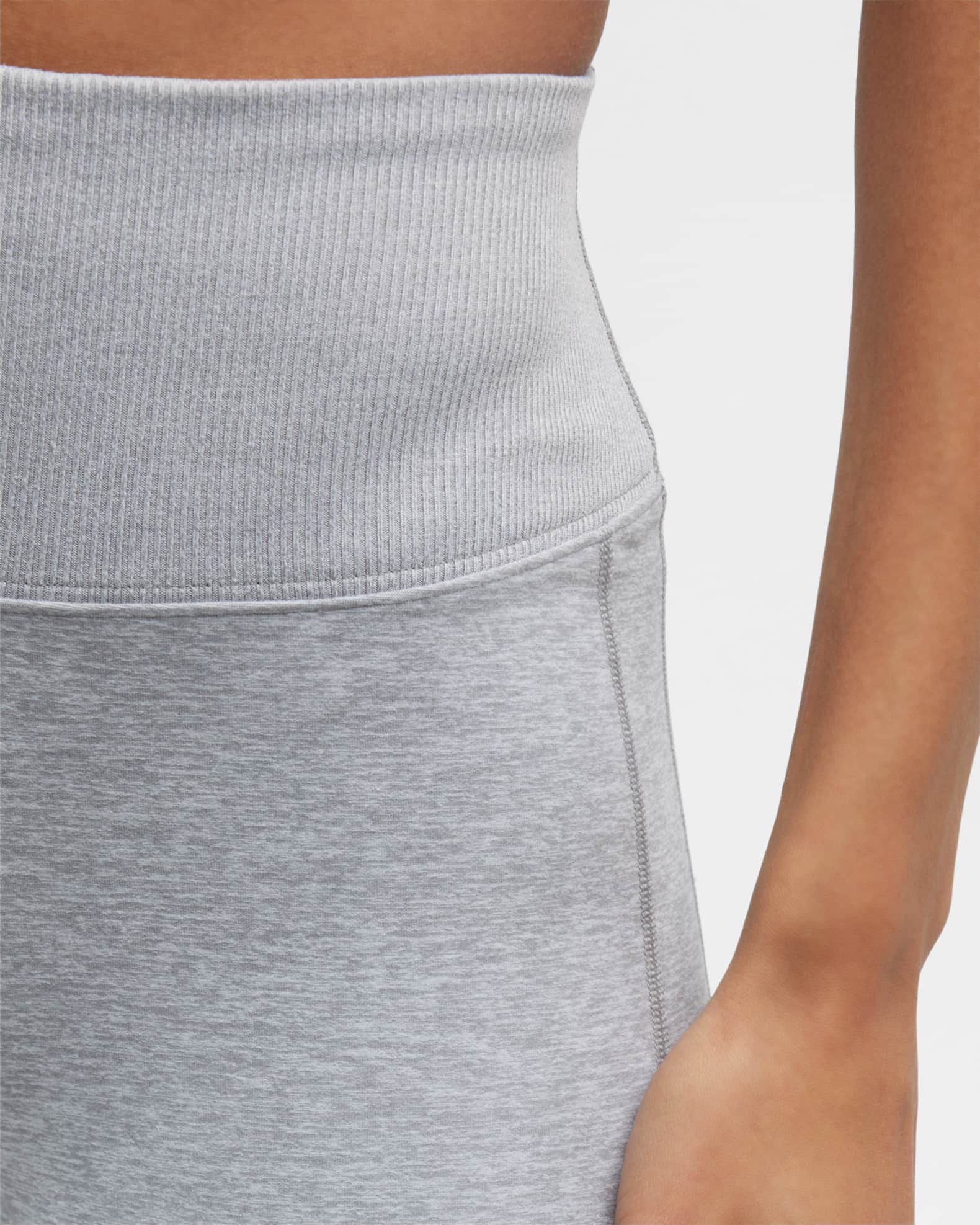 Nike Yoga Luxe 7/8 Tight Grey –