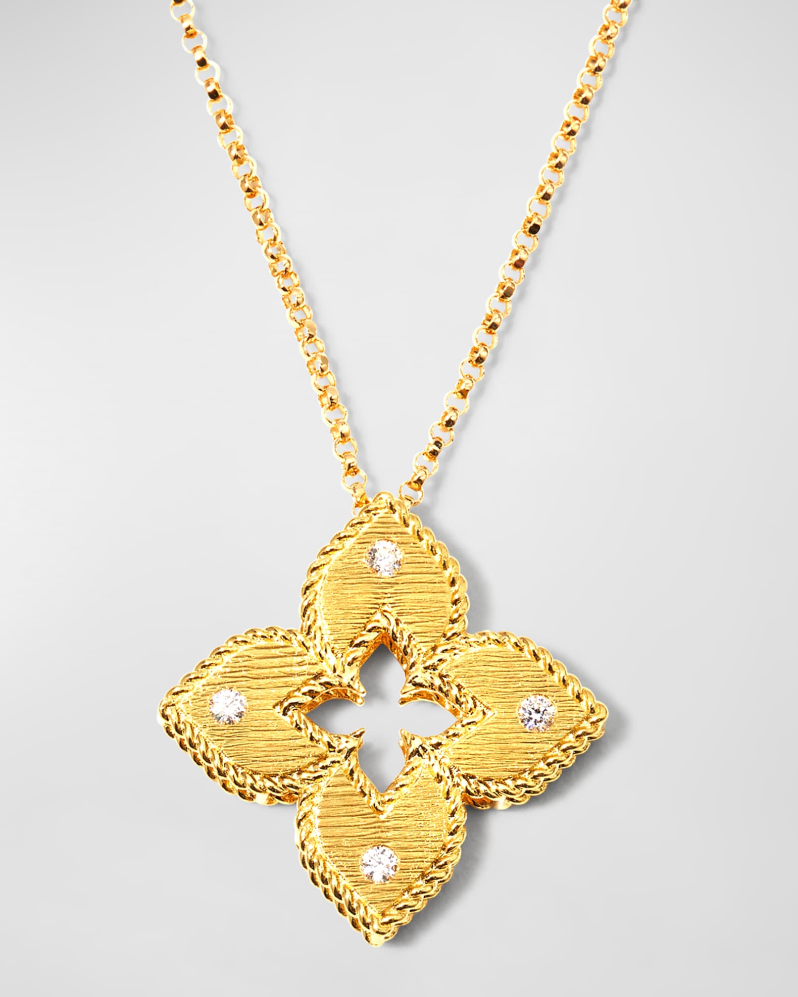 Roberto Coin Venetian Princess 18k Diamond Open Flower Necklace | Neiman Marcus