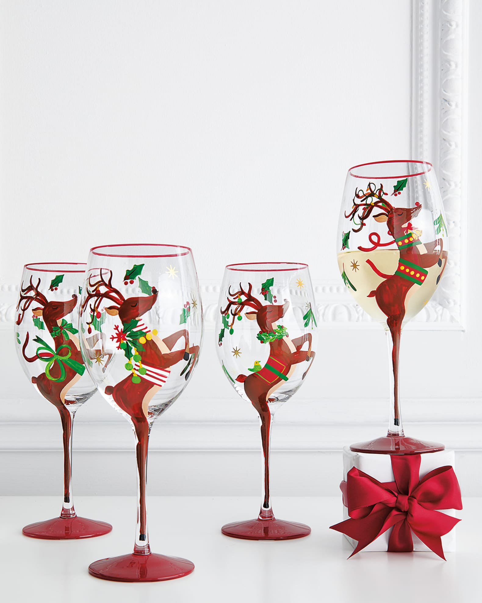 Neiman Marcus Hand Painted Reindeer Wine Glasses Set of 4 Neiman Marcus
