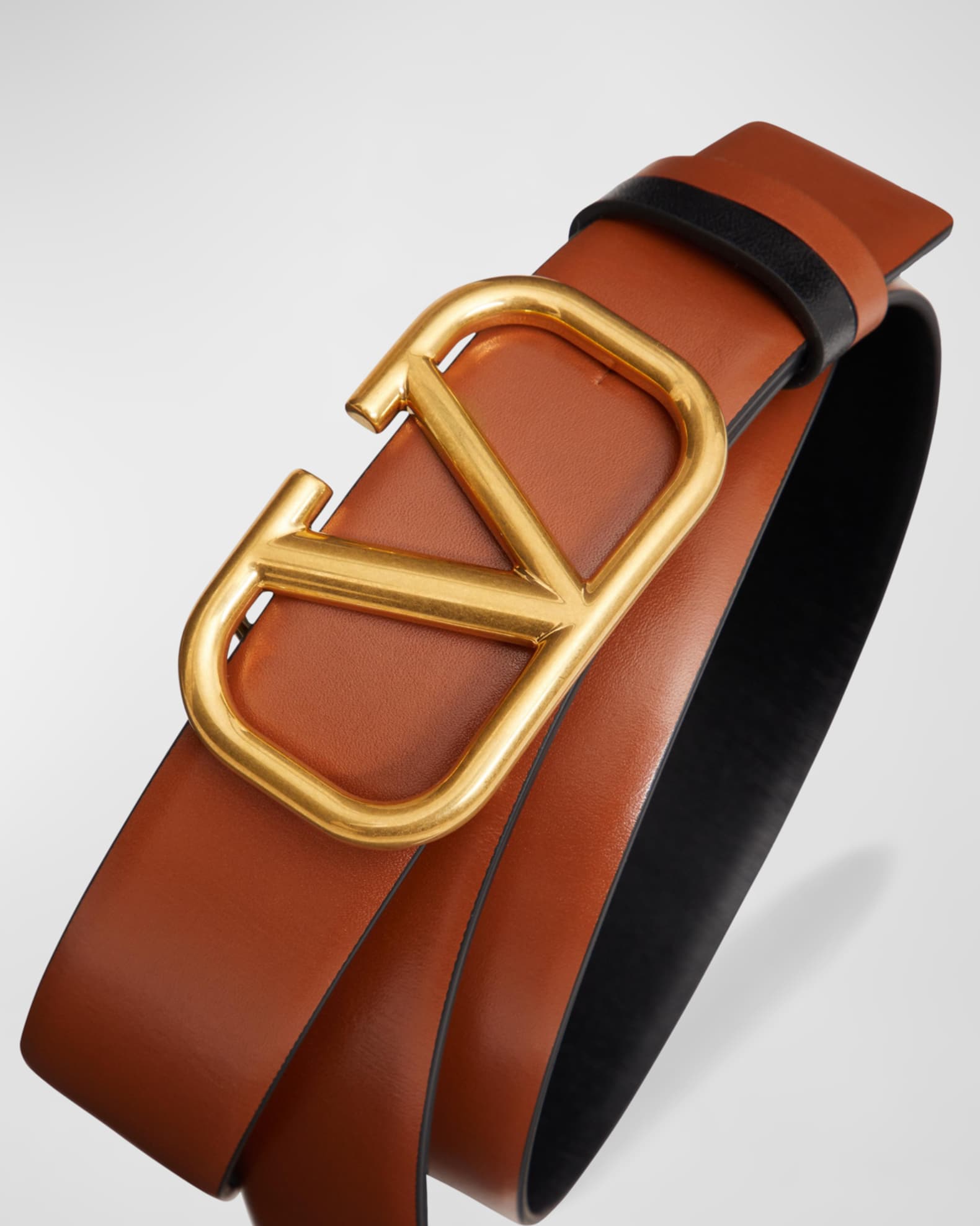 V Logo Chain Leather Belt in Black - Valentino Garavani