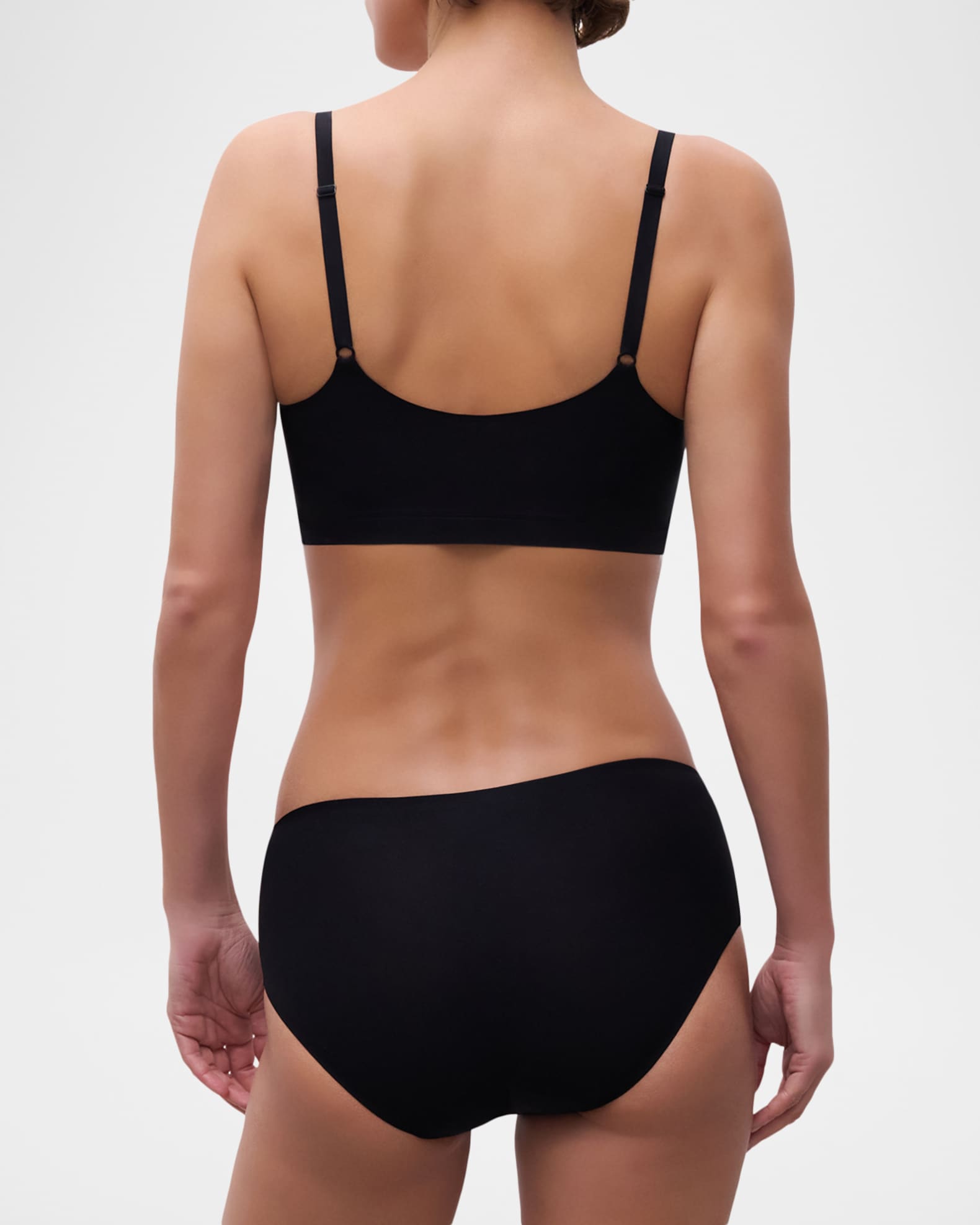 Chantelle Soft Stretch Scoop-Neck Bralette | Neiman Marcus