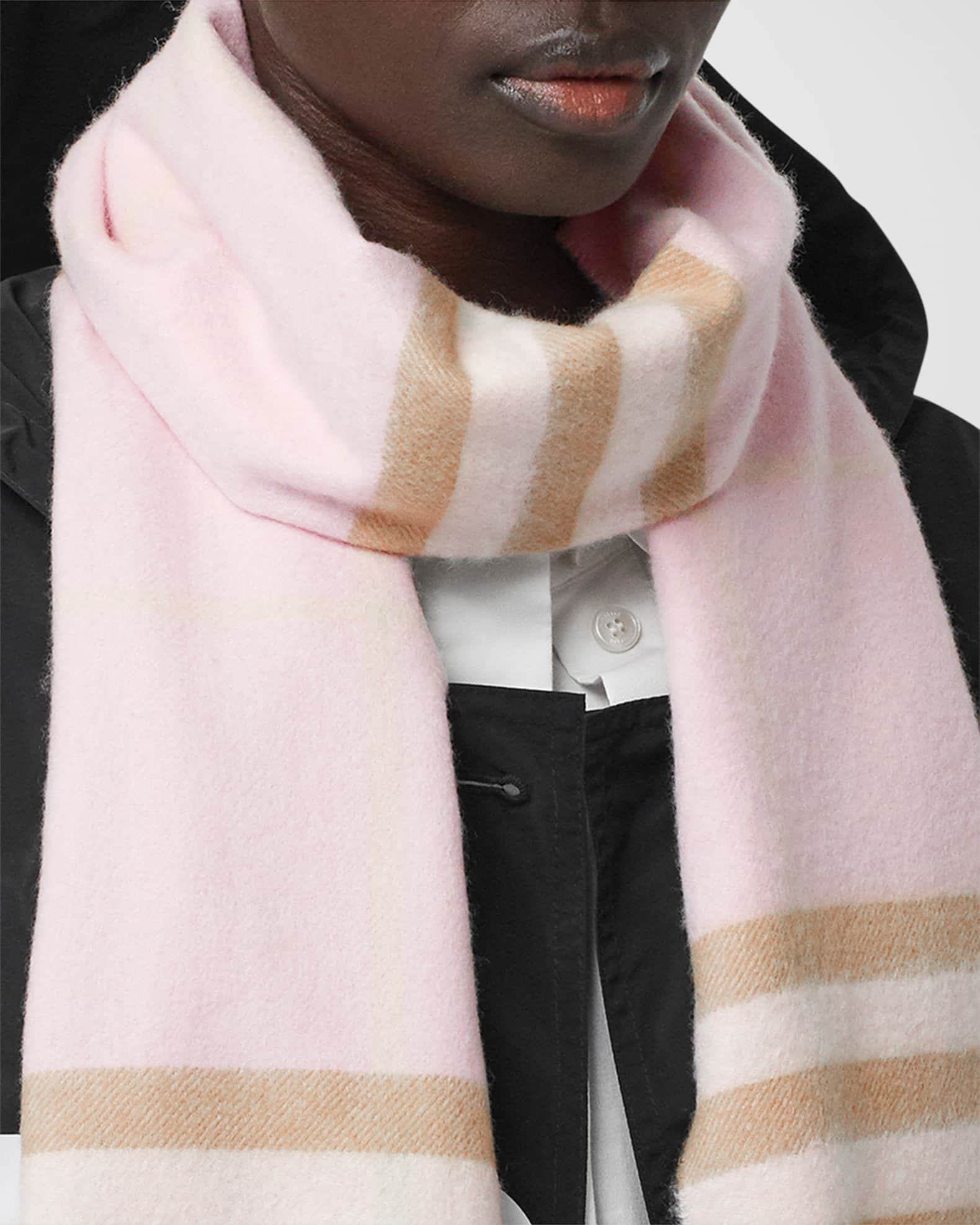 Burberry - The Classic Check Cashmere Scarf Light Pink