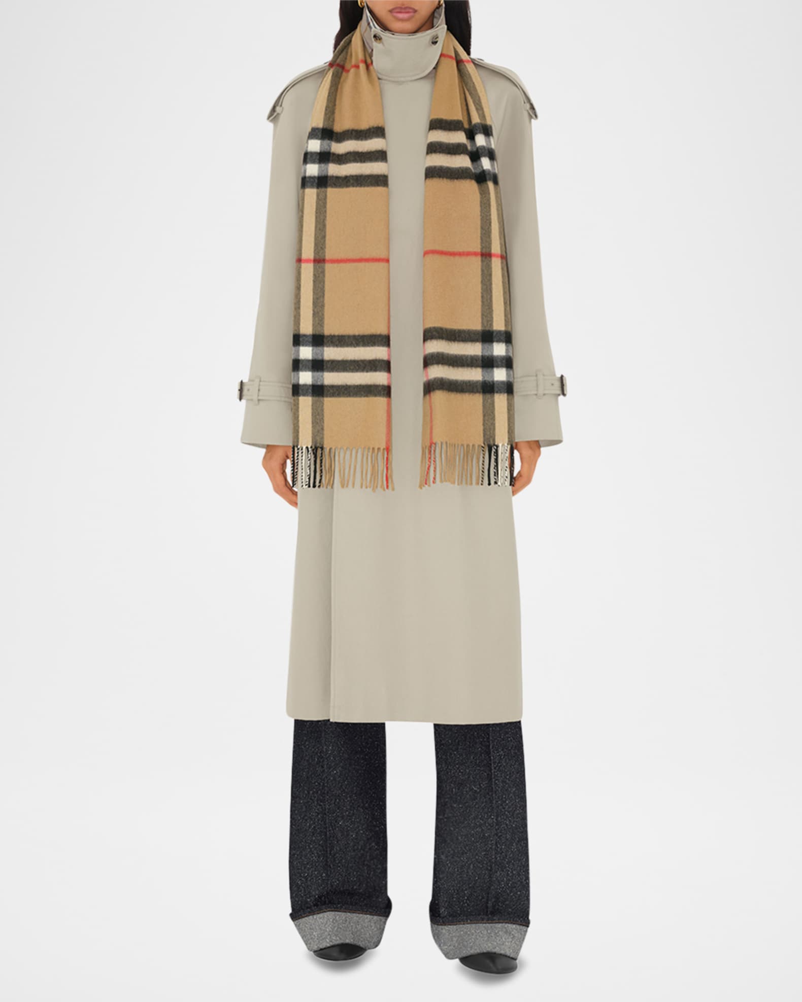 Burberry large classic check cashmere scarf sales