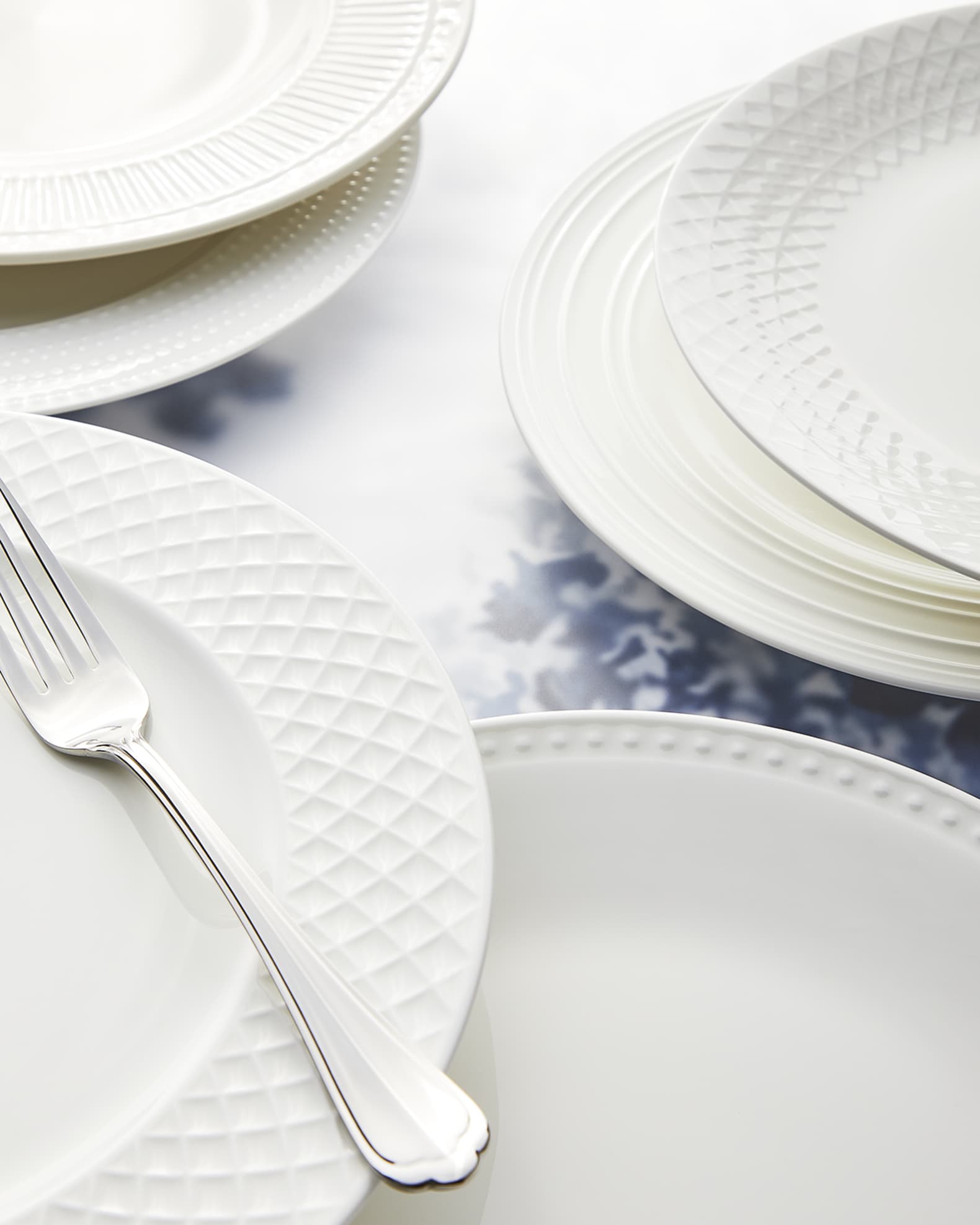Mikasa 16-Piece Italian Countryside Dinnerware Set | Neiman Marcus