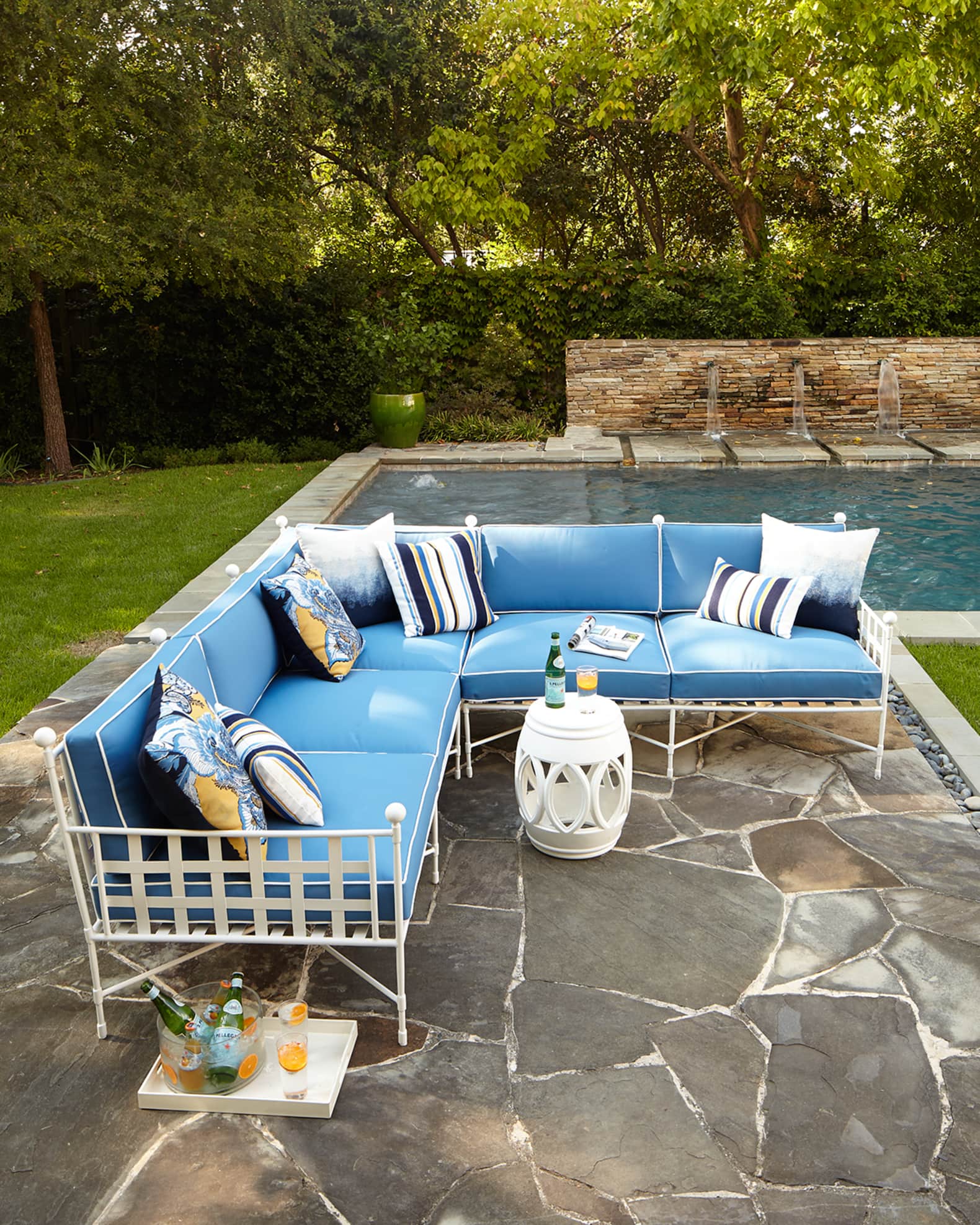 Avery Sectional Set, White/Blue 0
