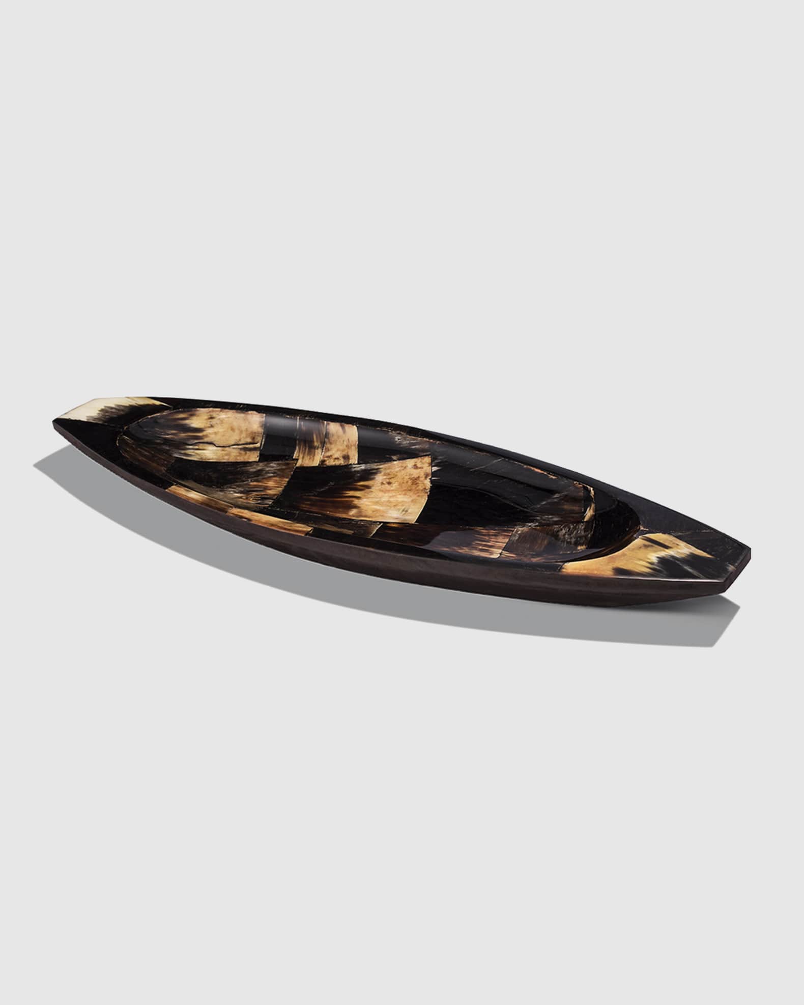 Horn Veneer Centerpiece 0
