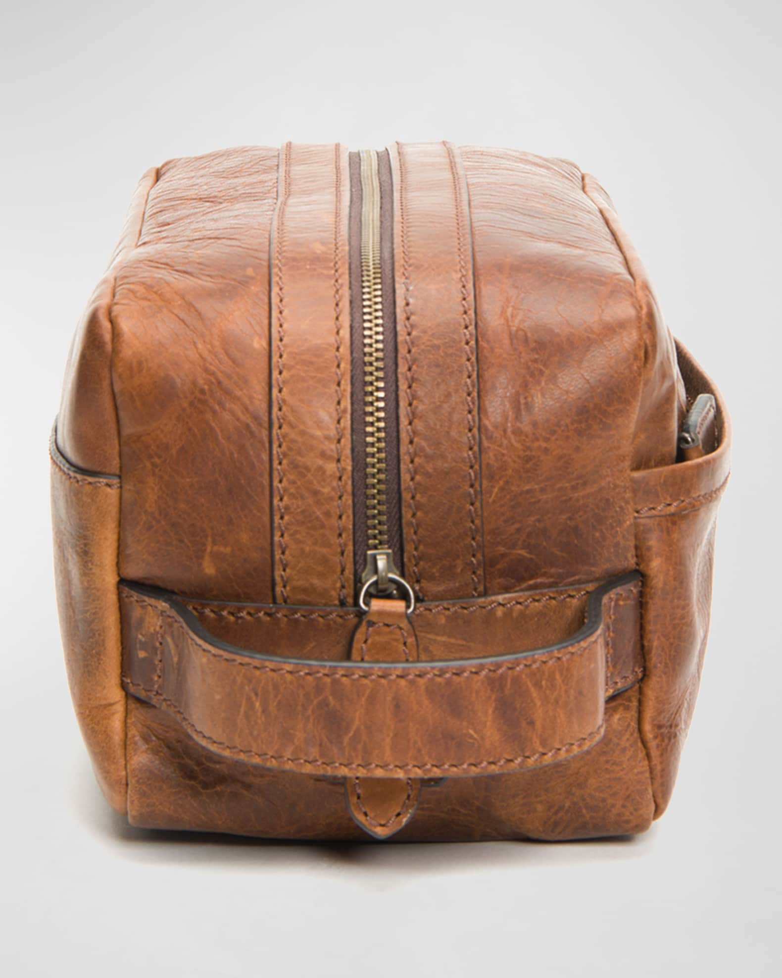Pebble Grain Toiletry Case Men main image 1